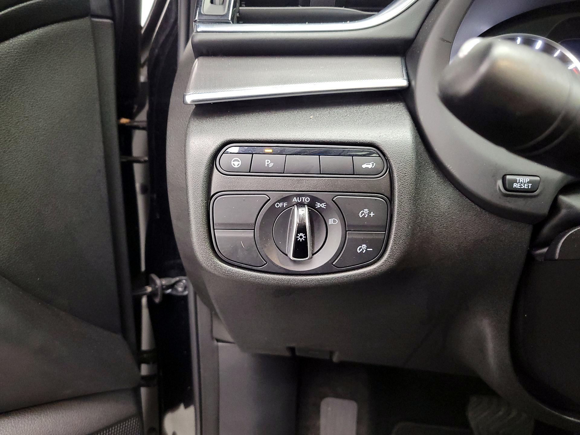 Thumbnail: 2023 INFINITI QX50 - 13