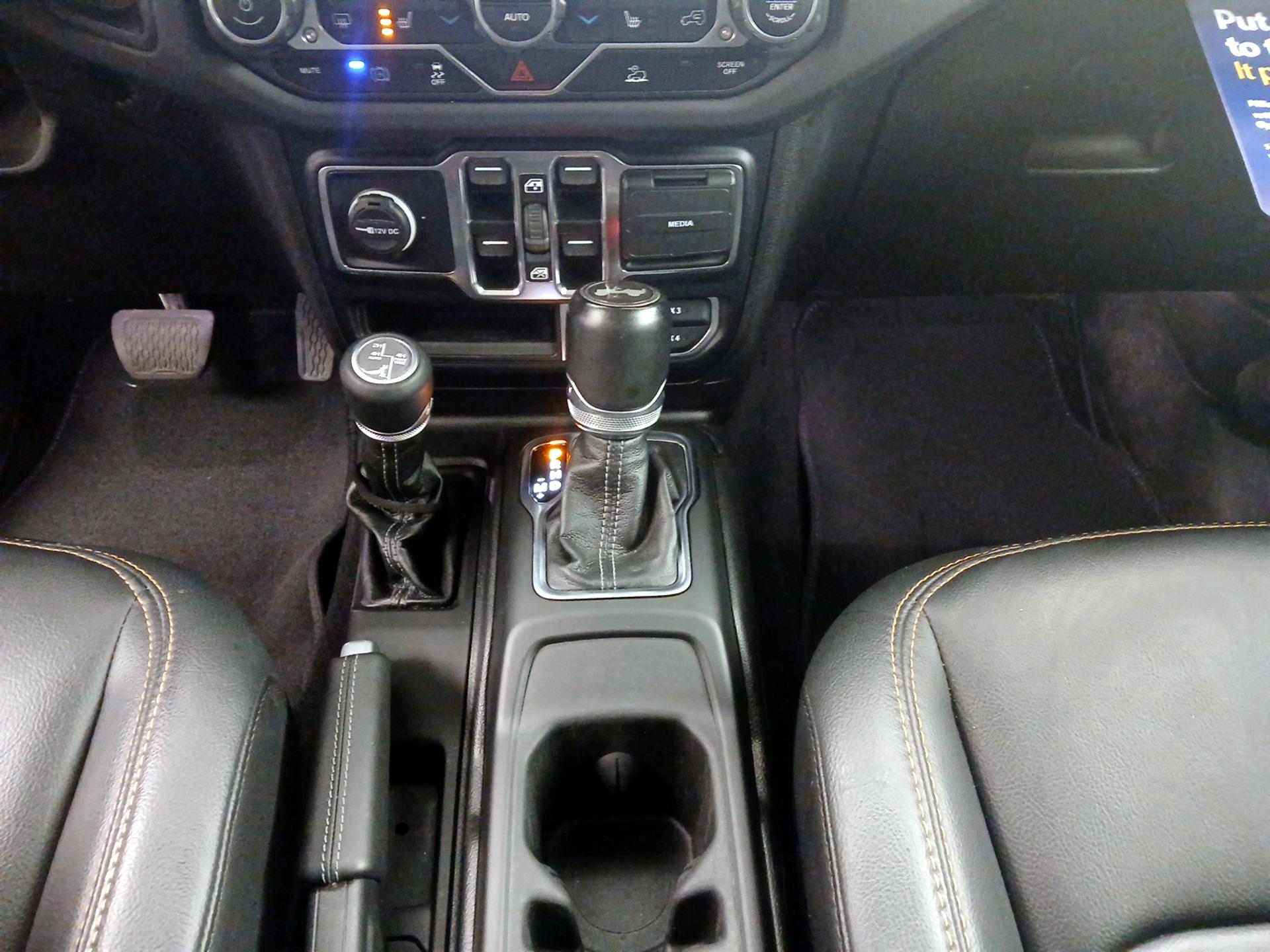 Thumbnail: 2024 Jeep Wrangler - 17