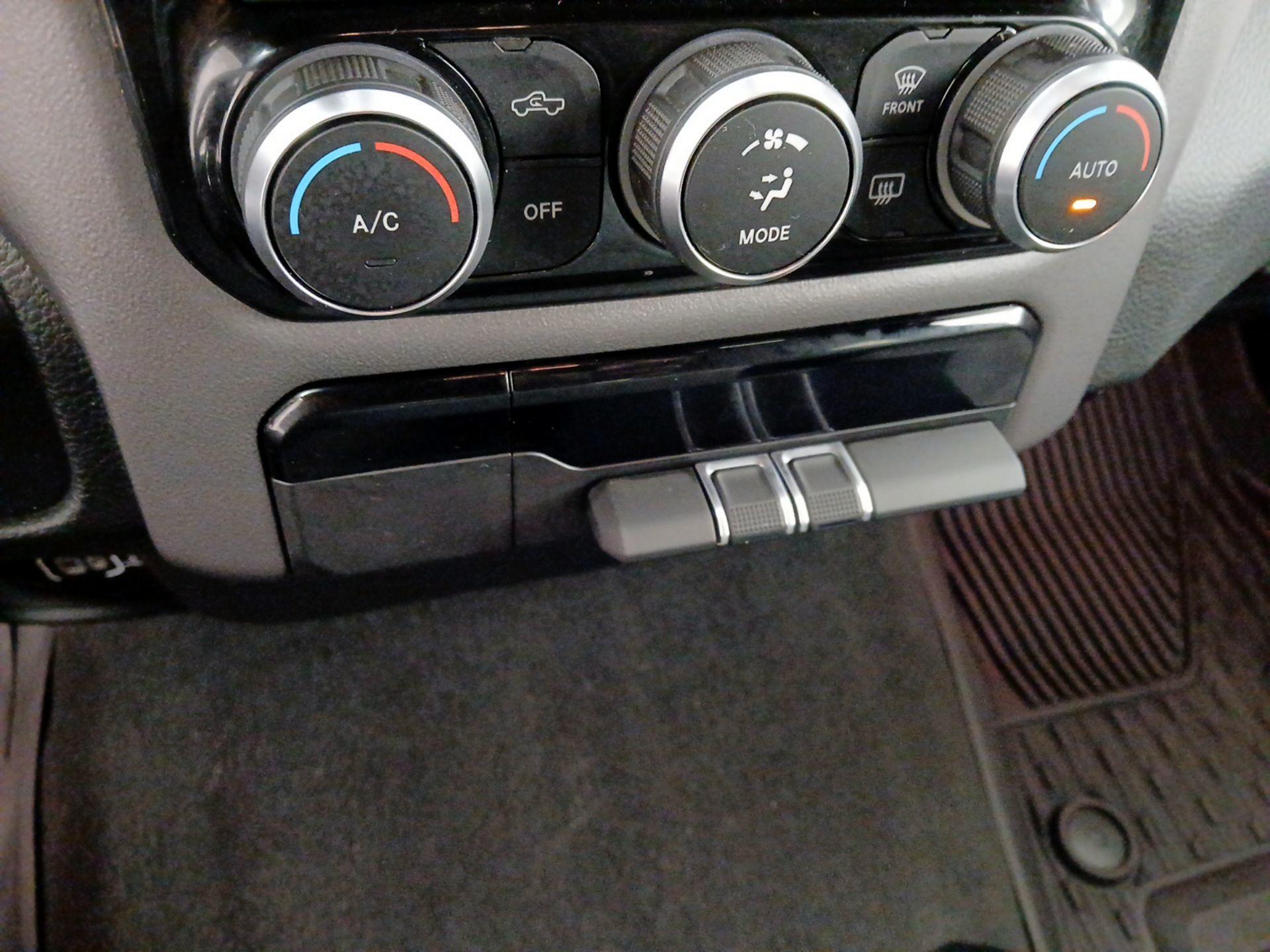 Thumbnail: 2022 RAM 1500 - 17