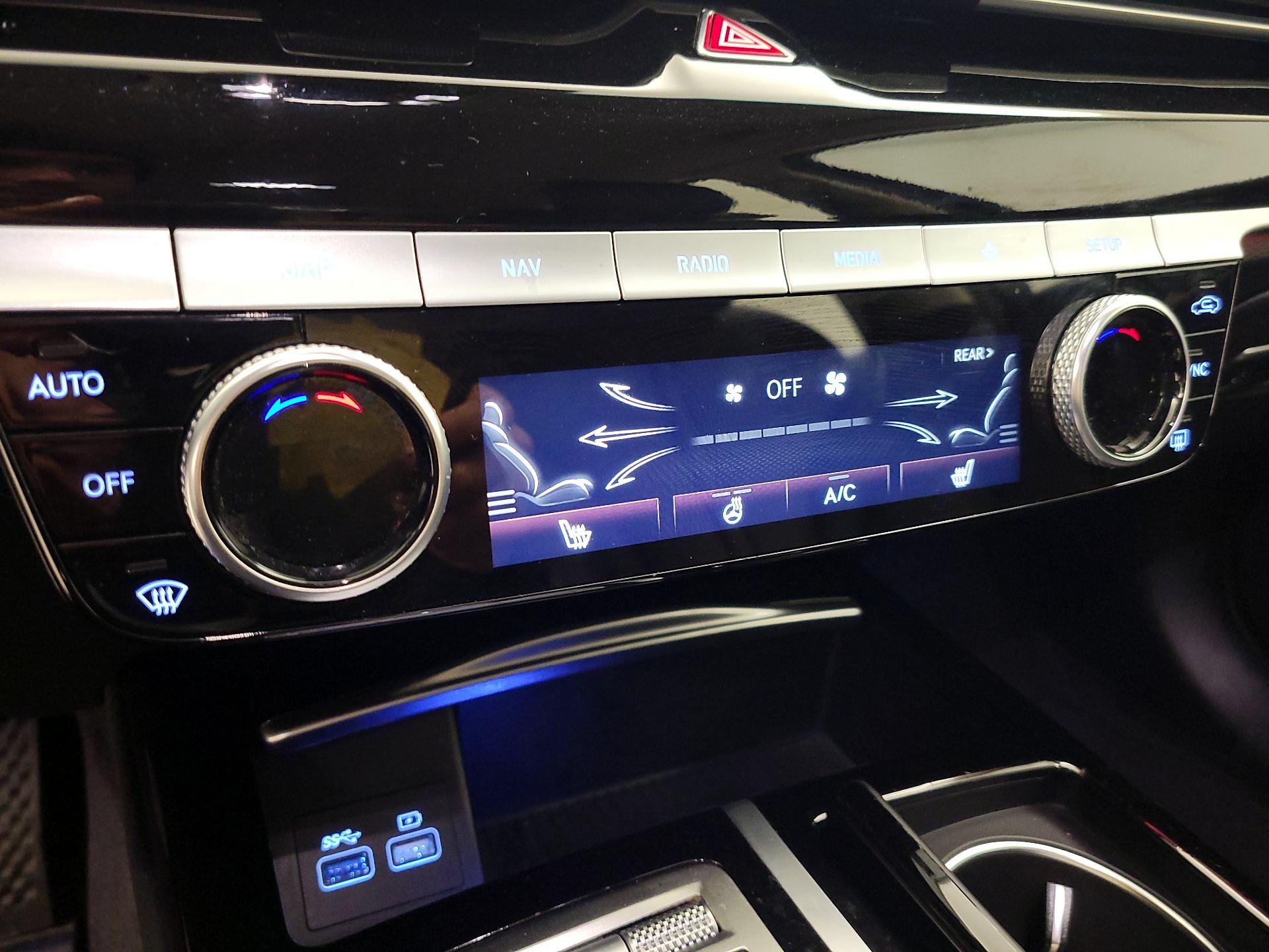 Thumbnail: 2023 Genesis G80 - 17