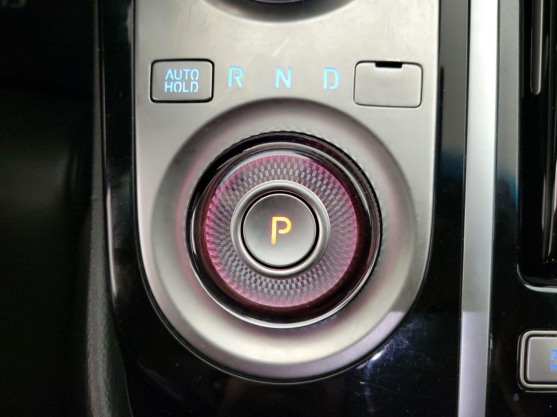 Thumbnail: 2023 Genesis G80 - 18