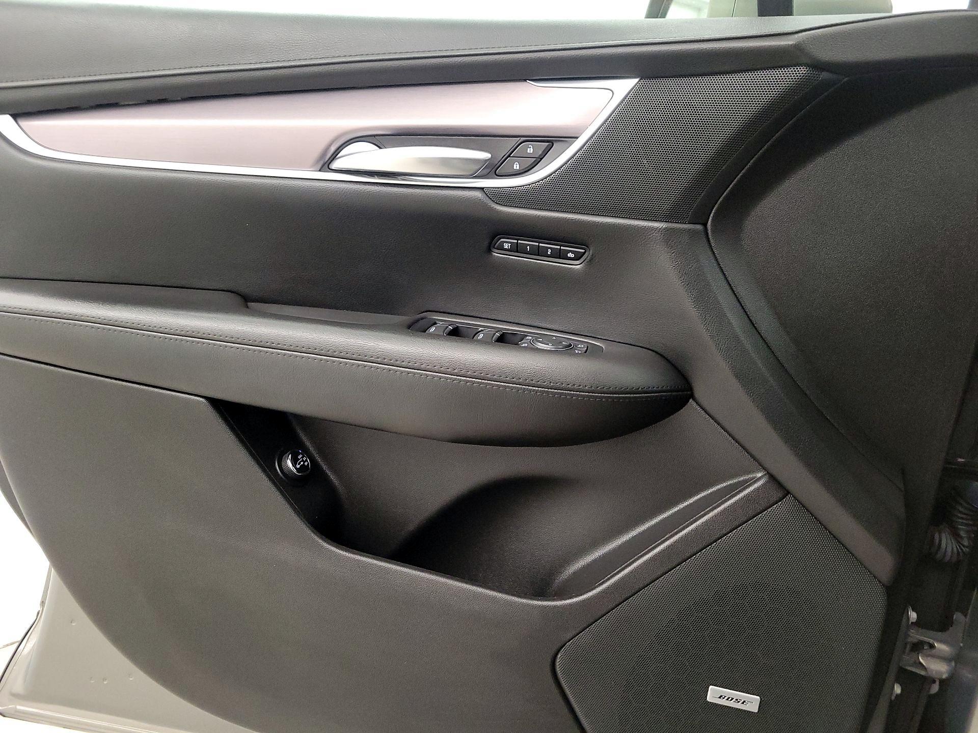 Thumbnail: 2018 Cadillac XT5 - 12