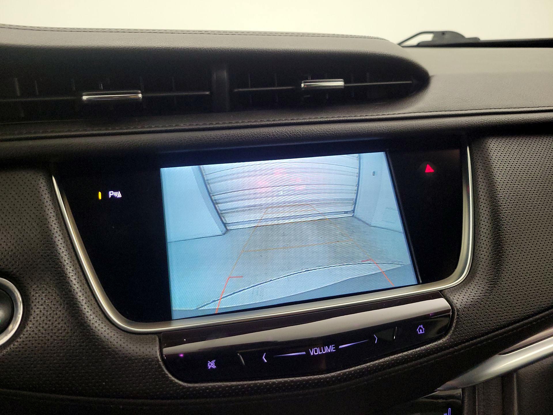 Thumbnail: 2018 Cadillac XT5 - 14