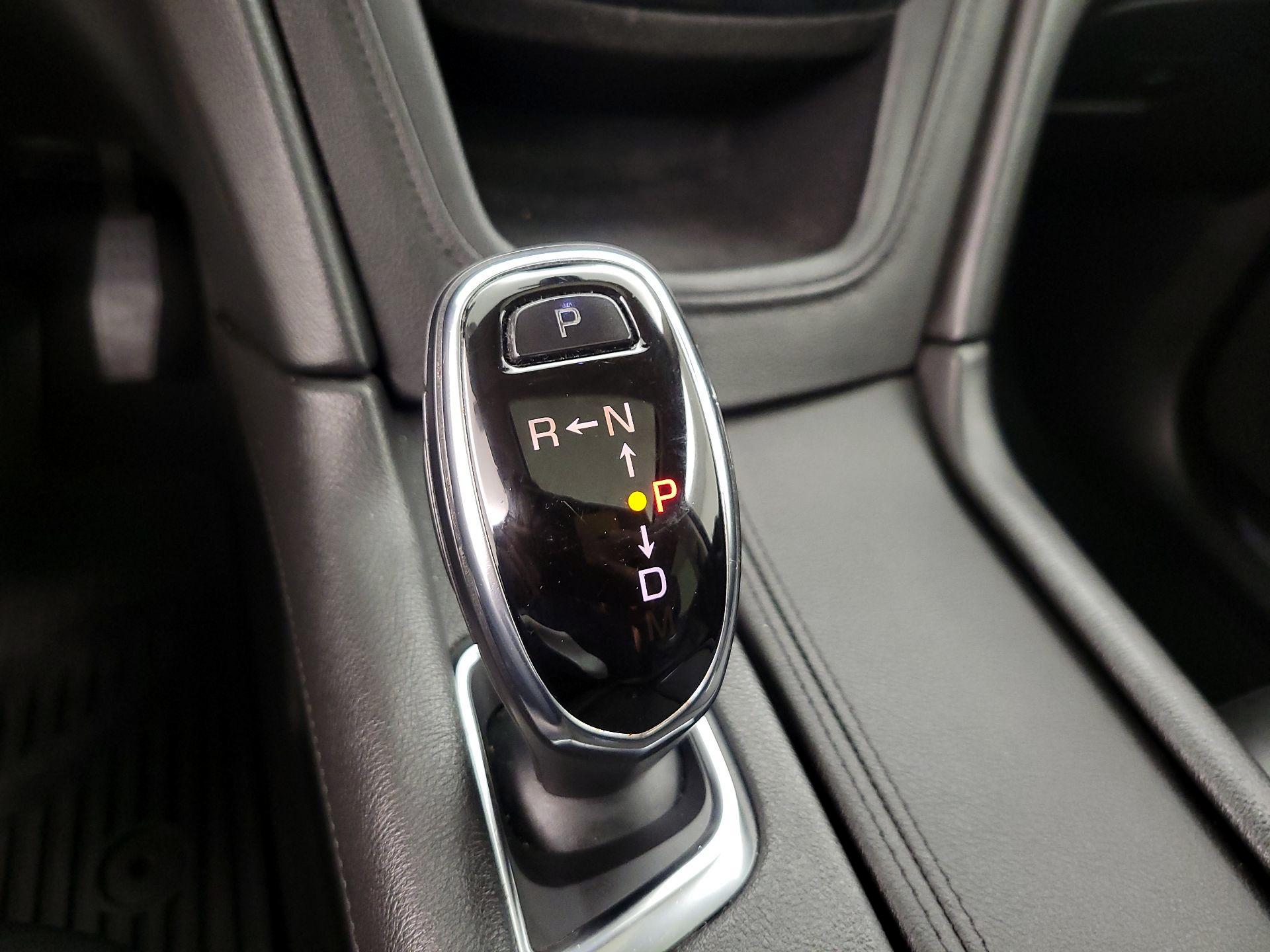 Thumbnail: 2018 Cadillac XT5 - 17