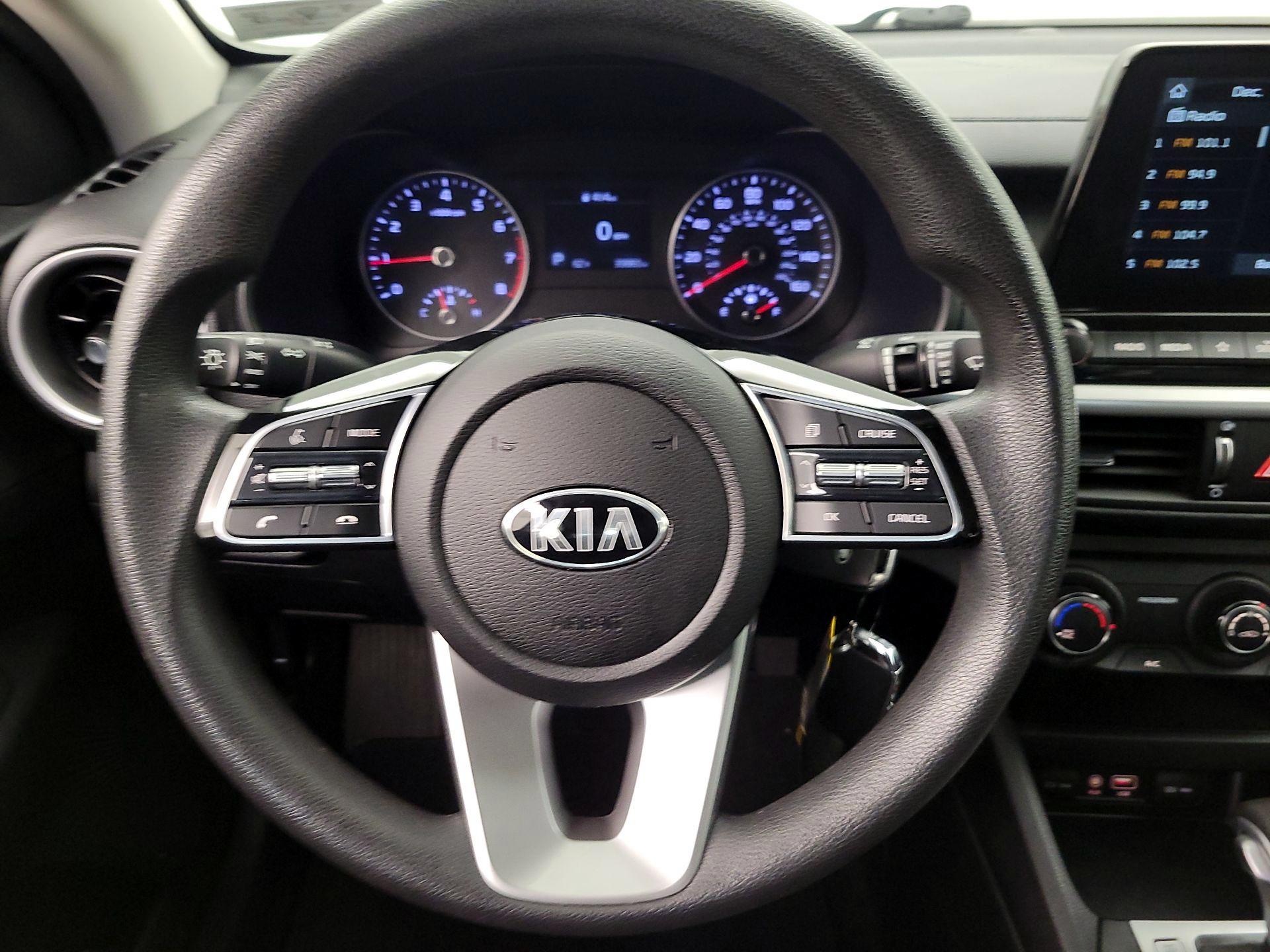 Thumbnail: 2021 Kia Forte - 10