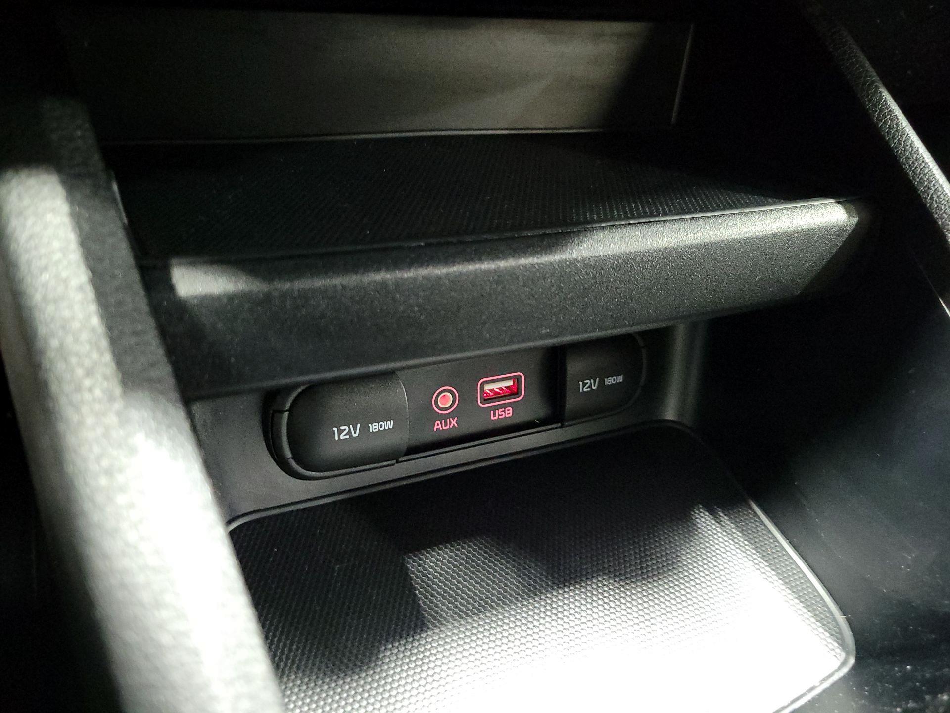 Thumbnail: 2021 Kia Forte - 17