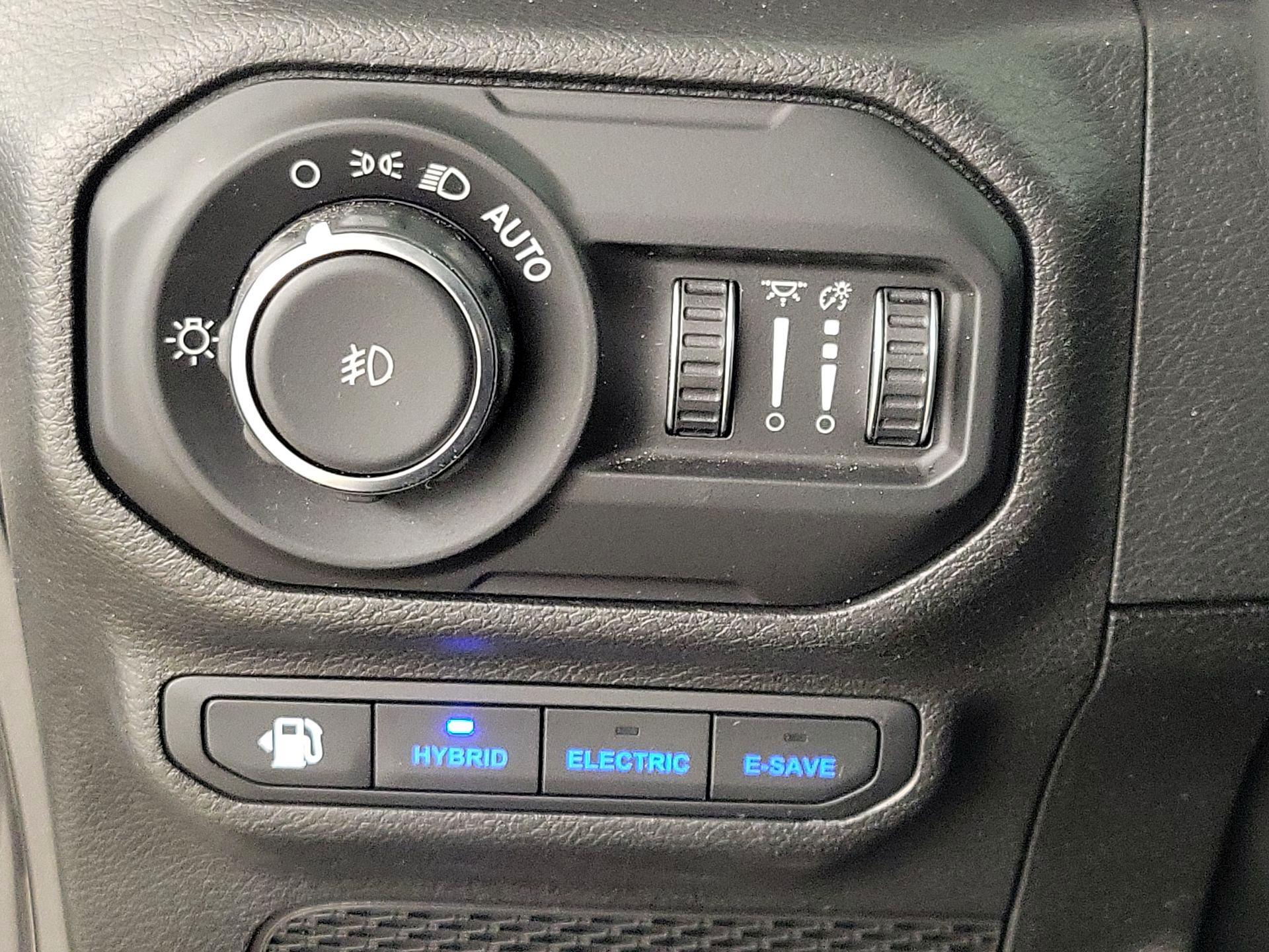 Thumbnail: 2022 Jeep Wrangler - 13