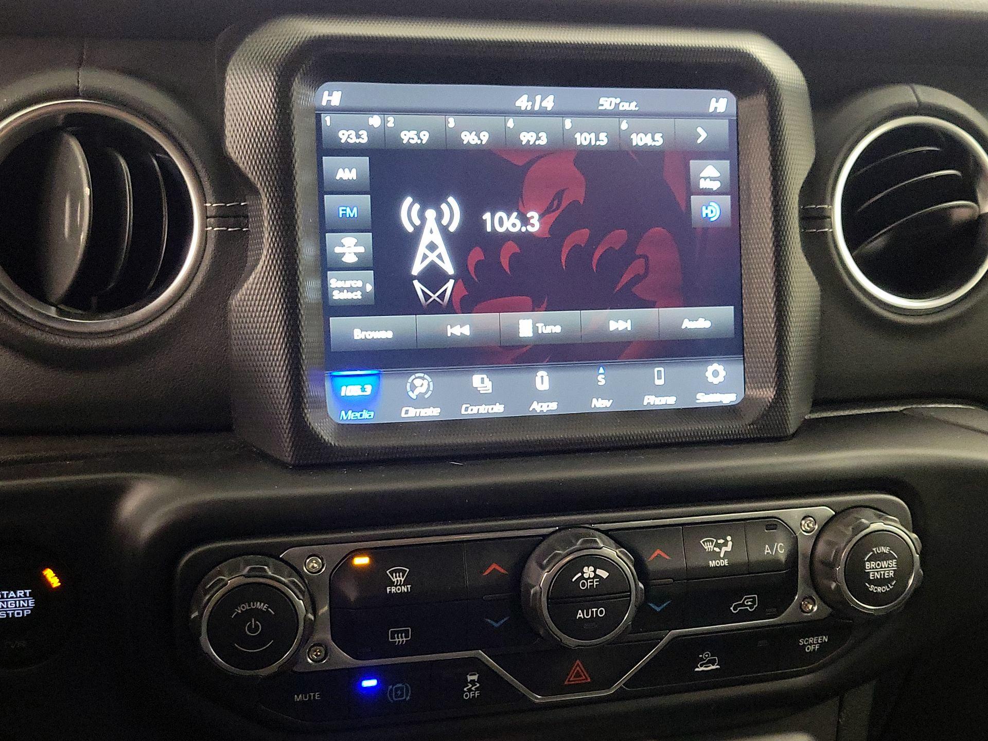 Thumbnail: 2022 Jeep Wrangler - 16