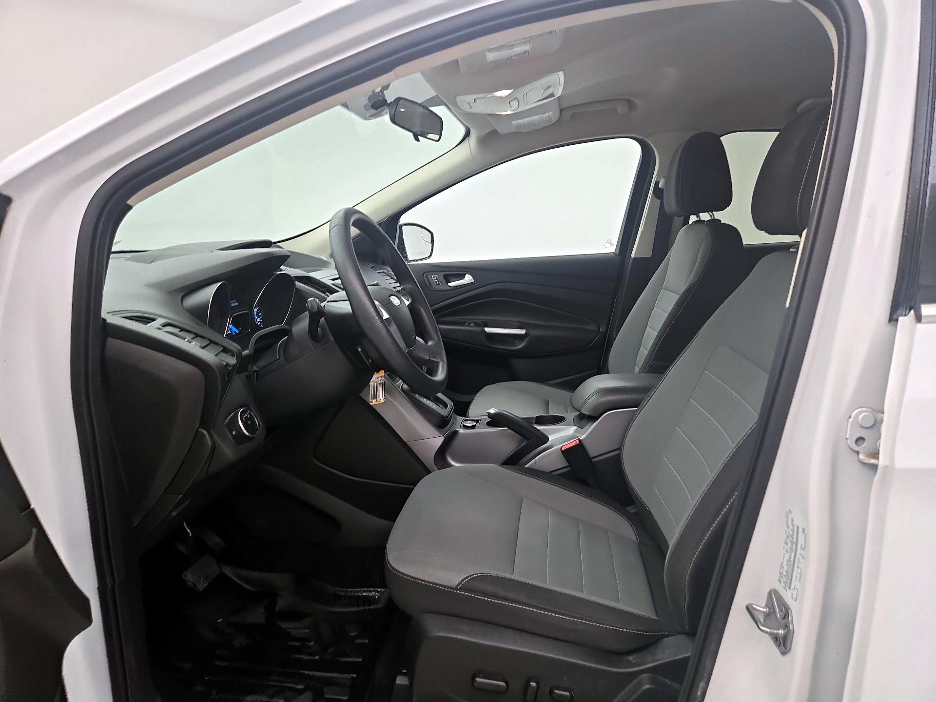 Thumbnail: 2016 Ford Escape - 11