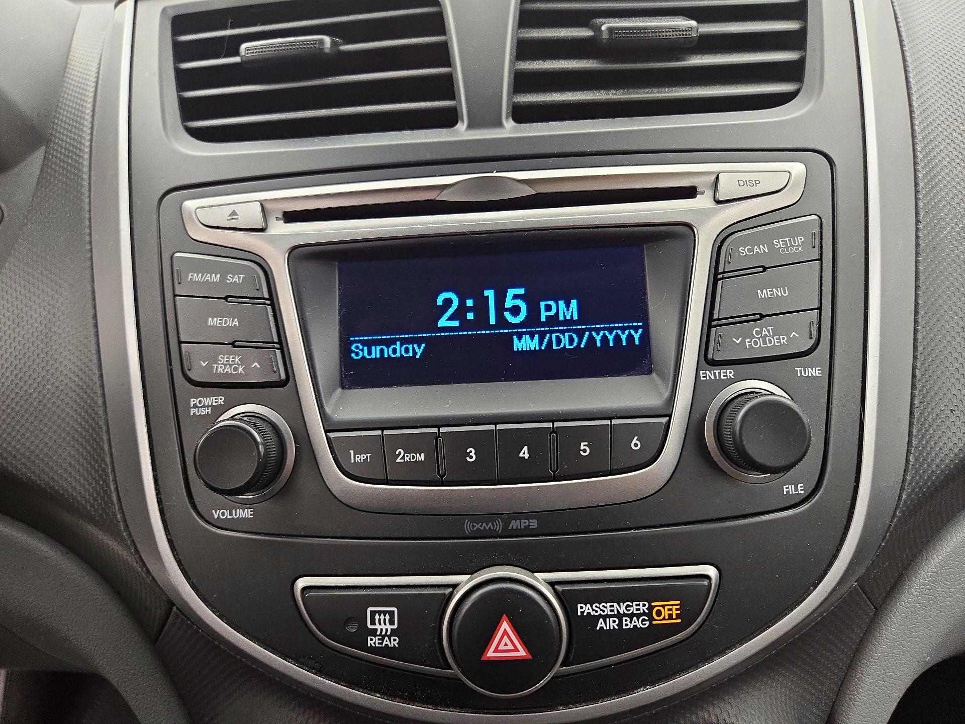 Thumbnail: 2015 Hyundai Accent - 14