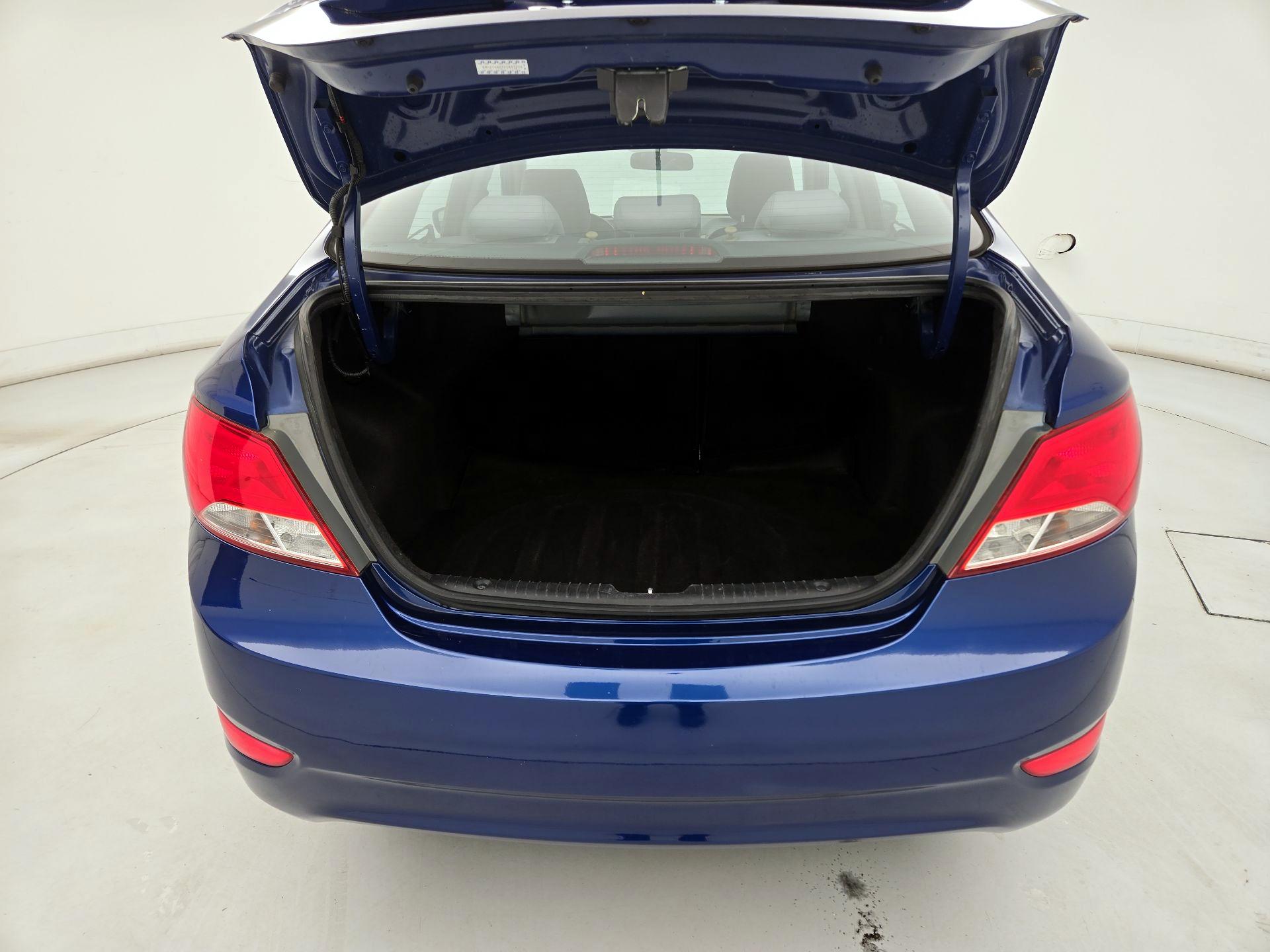 Thumbnail: 2015 Hyundai Accent - 19