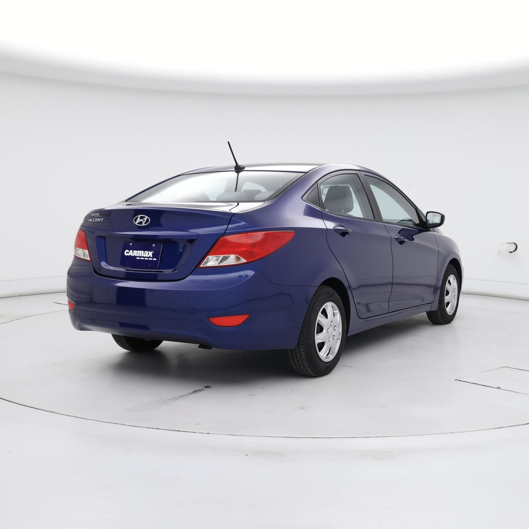Thumbnail: 2015 Hyundai Accent - 8