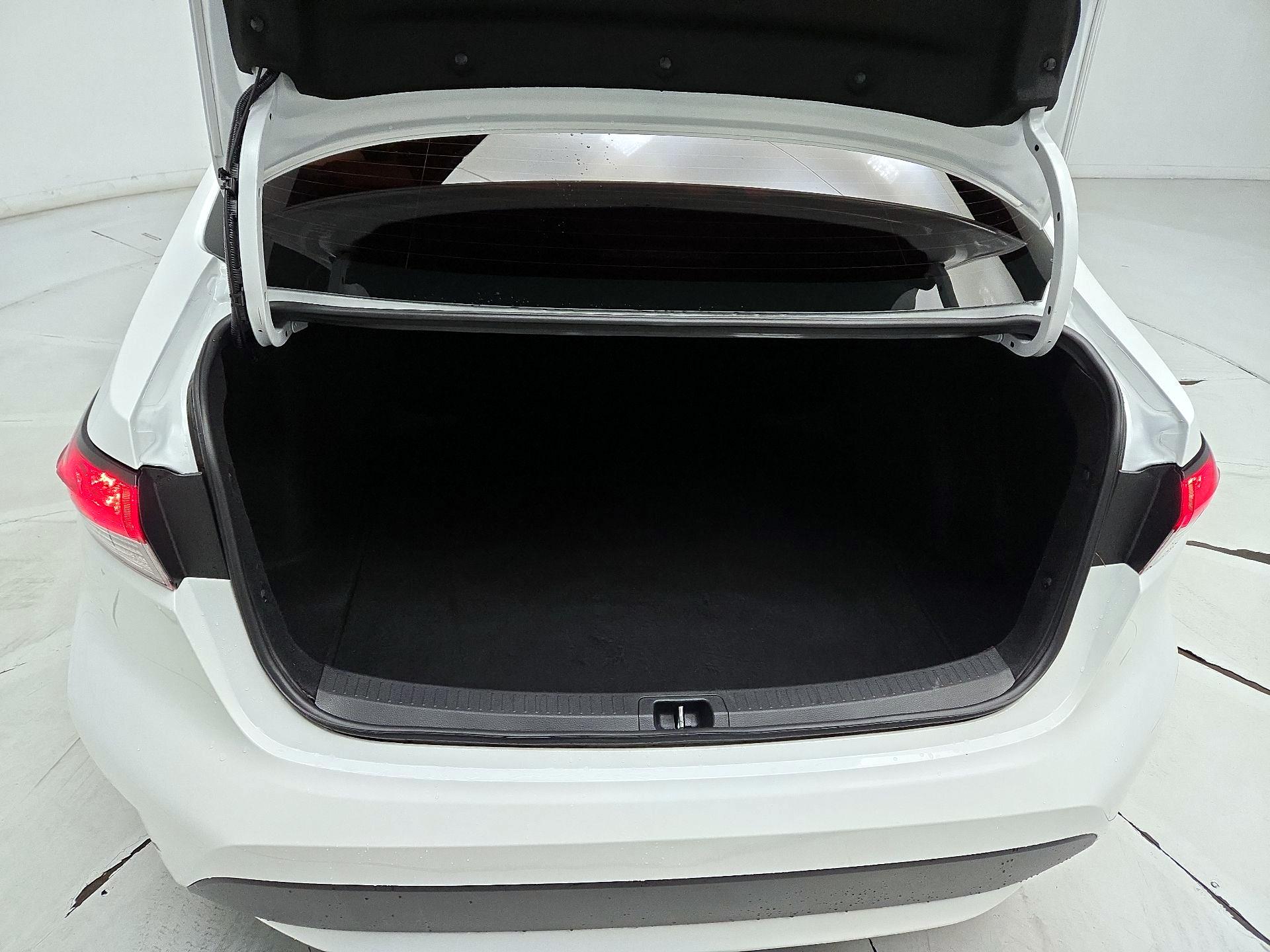 Thumbnail: 2022 Toyota Corolla - 20