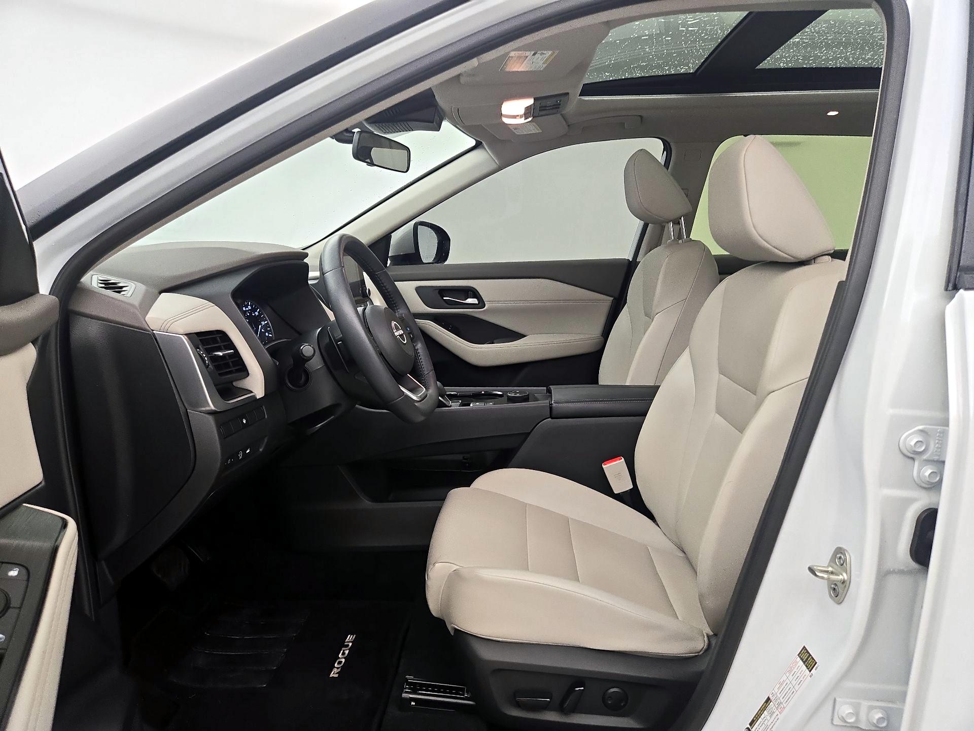 Thumbnail: 2024 Nissan Rogue - 11