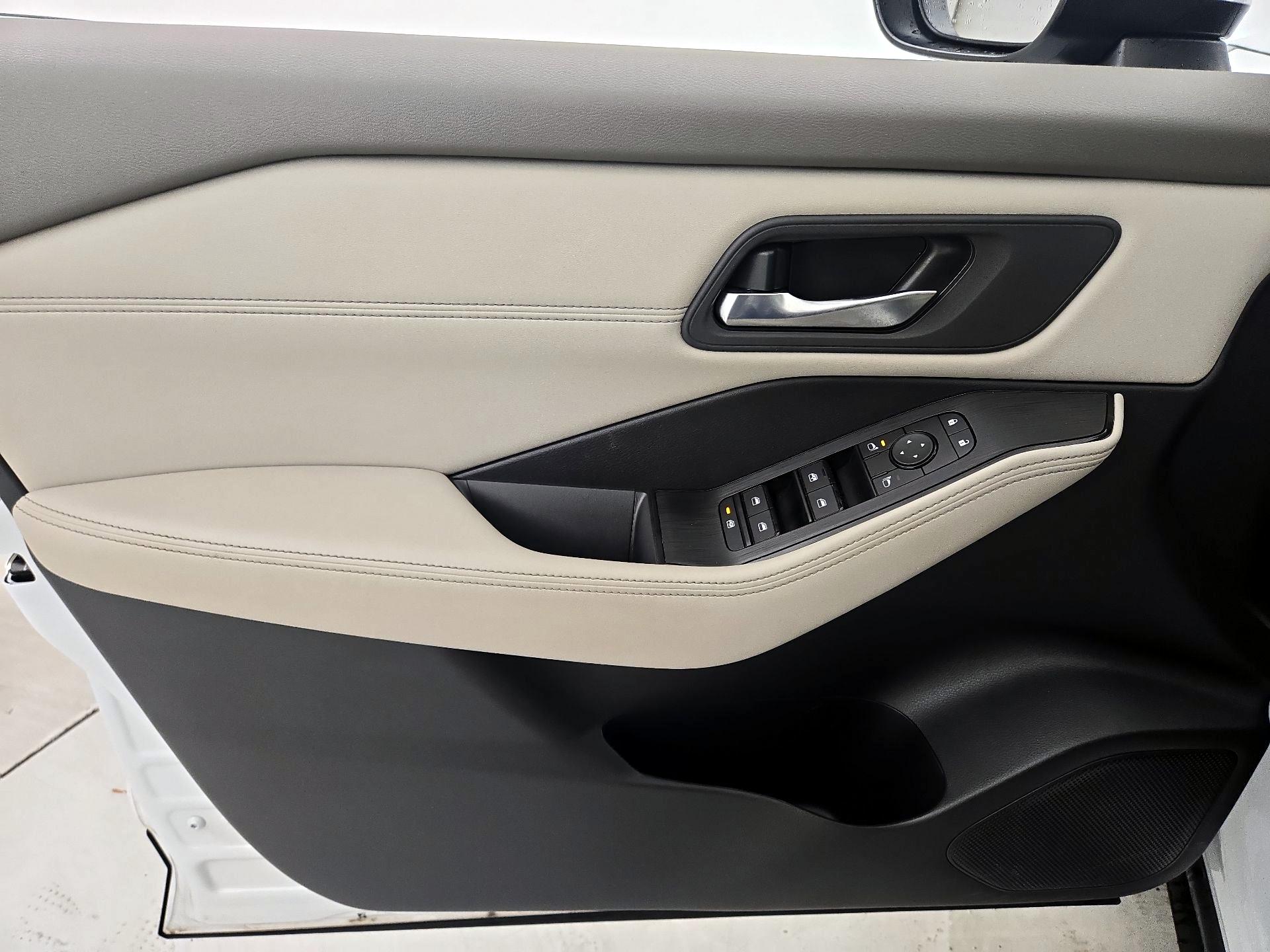 Thumbnail: 2024 Nissan Rogue - 12