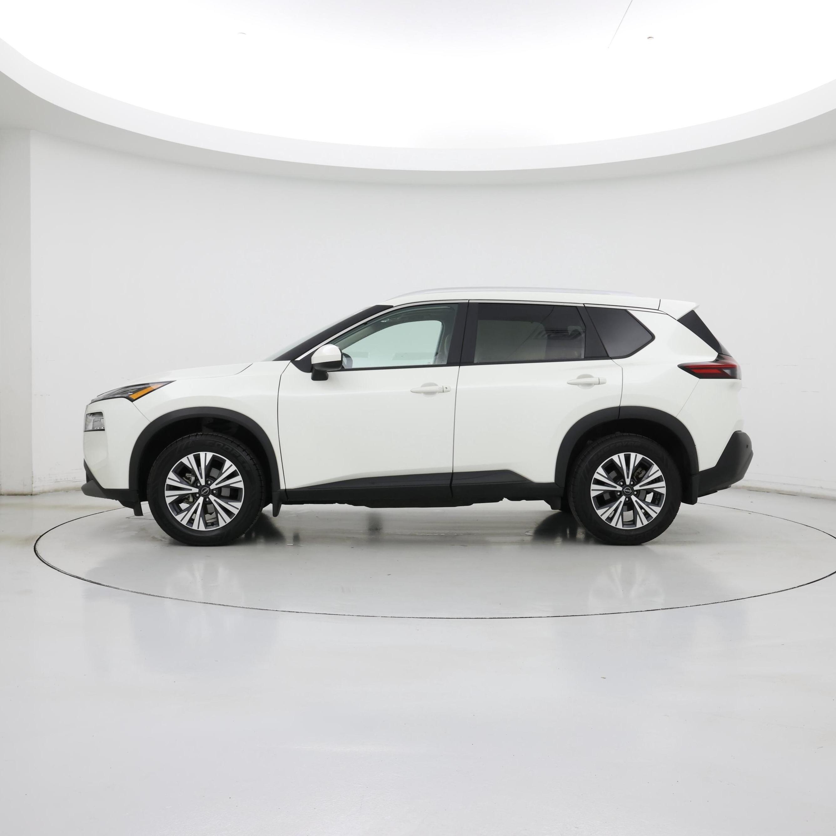 Thumbnail: 2023 Nissan Rogue - 3