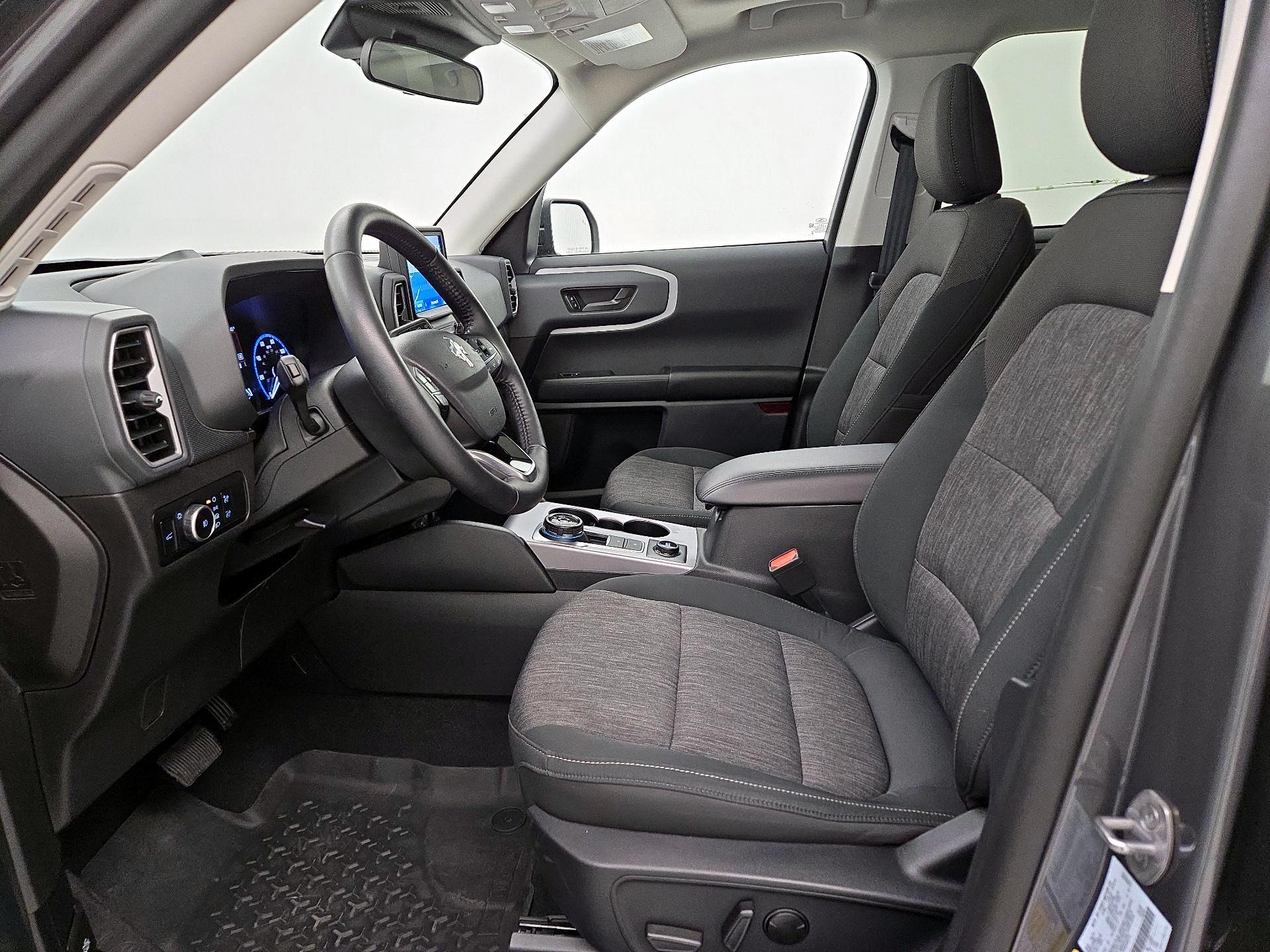 Thumbnail: 2023 Ford Bronco Sport - 11