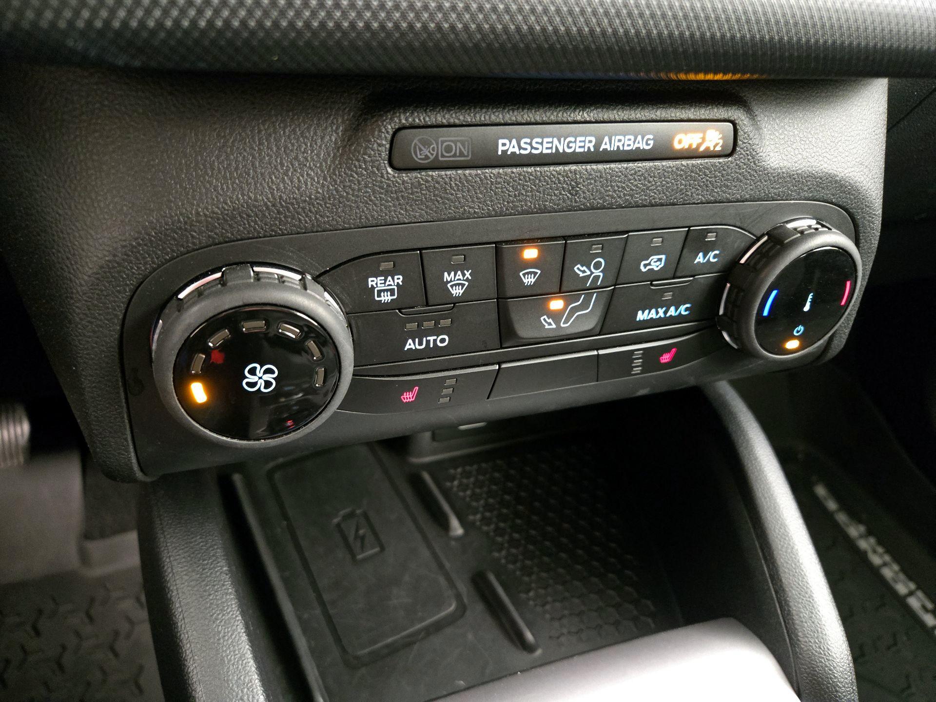 Thumbnail: 2023 Ford Bronco Sport - 17