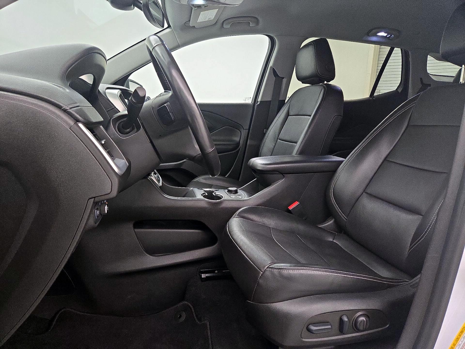 Thumbnail: 2022 GMC Terrain - 11