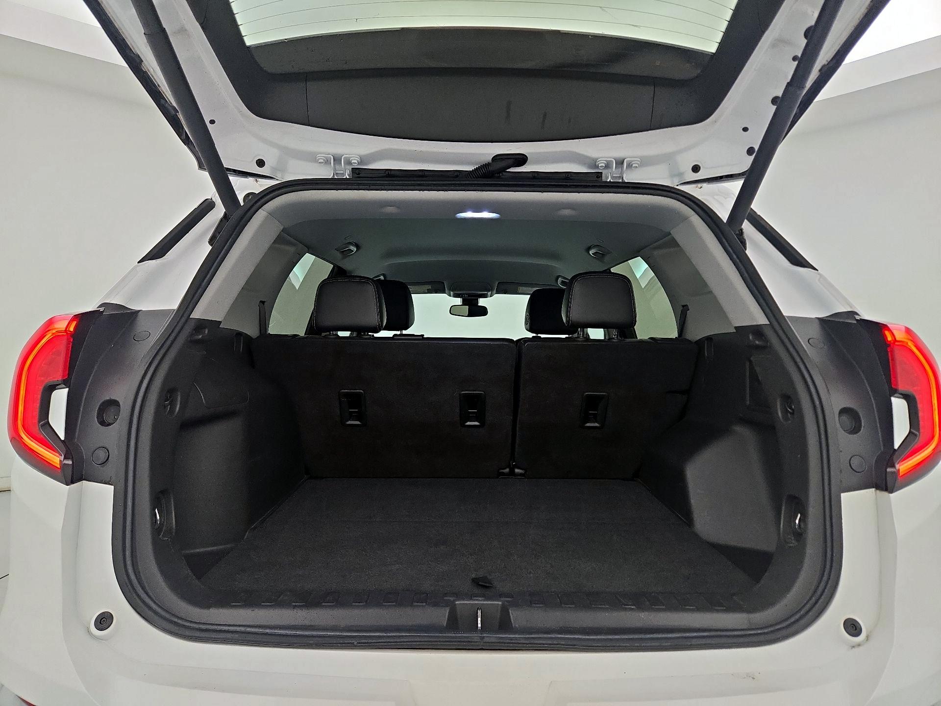 Thumbnail: 2022 GMC Terrain - 20