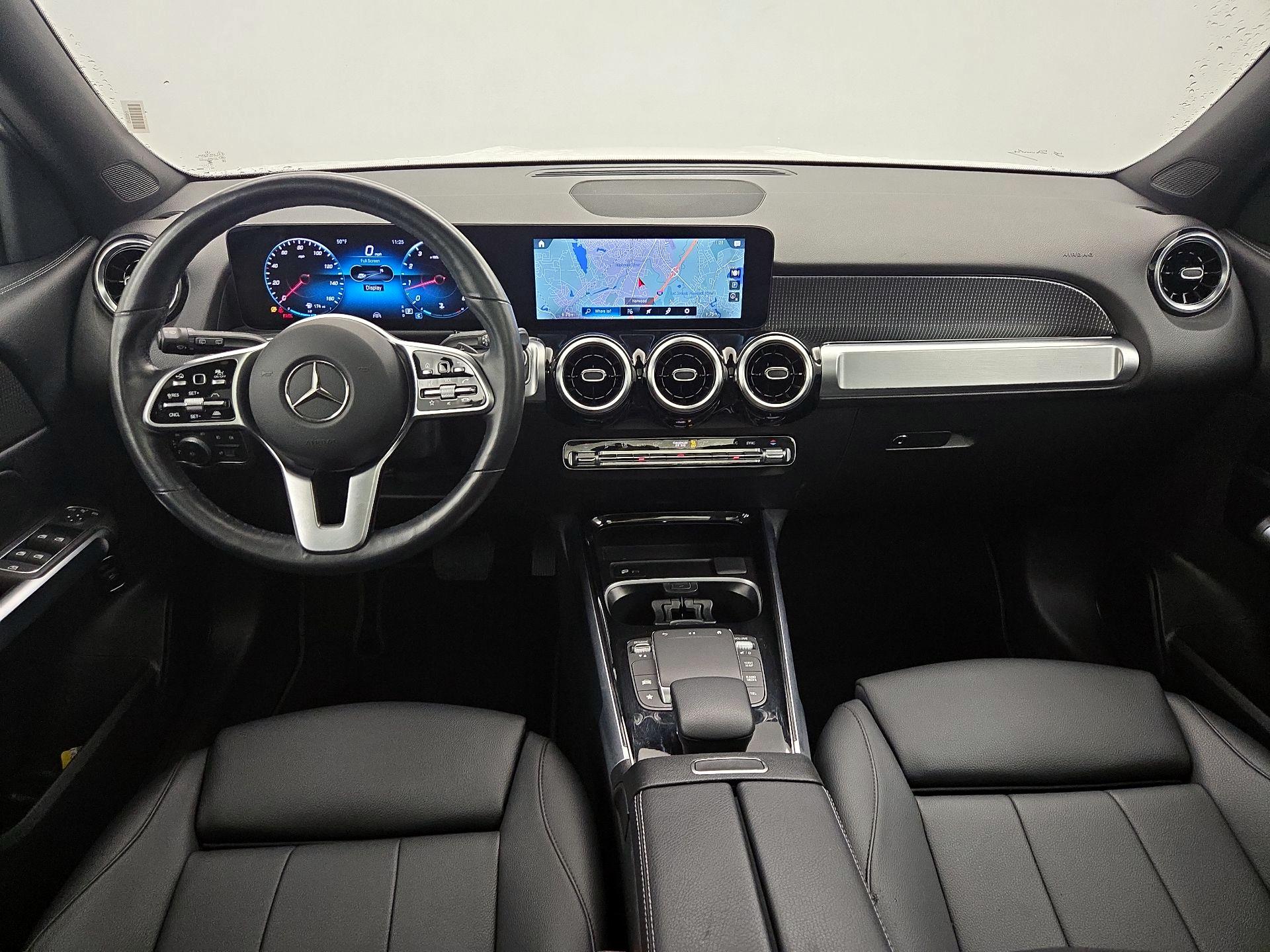 Thumbnail: 2023 Mercedes-Benz GLB - 9