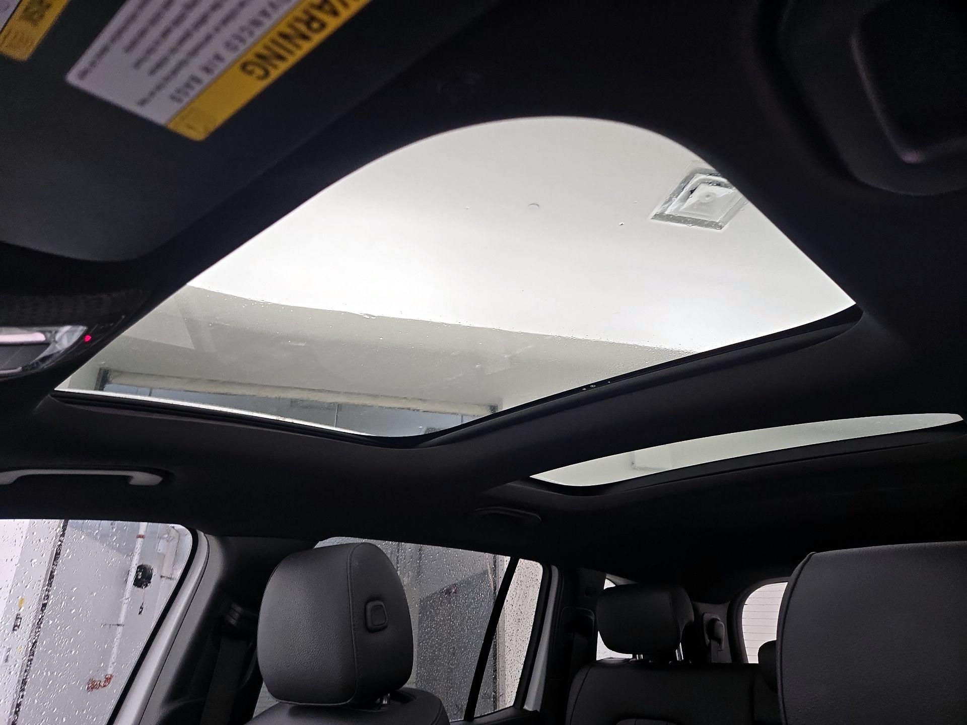 Thumbnail: 2023 Mercedes-Benz GLB - 20