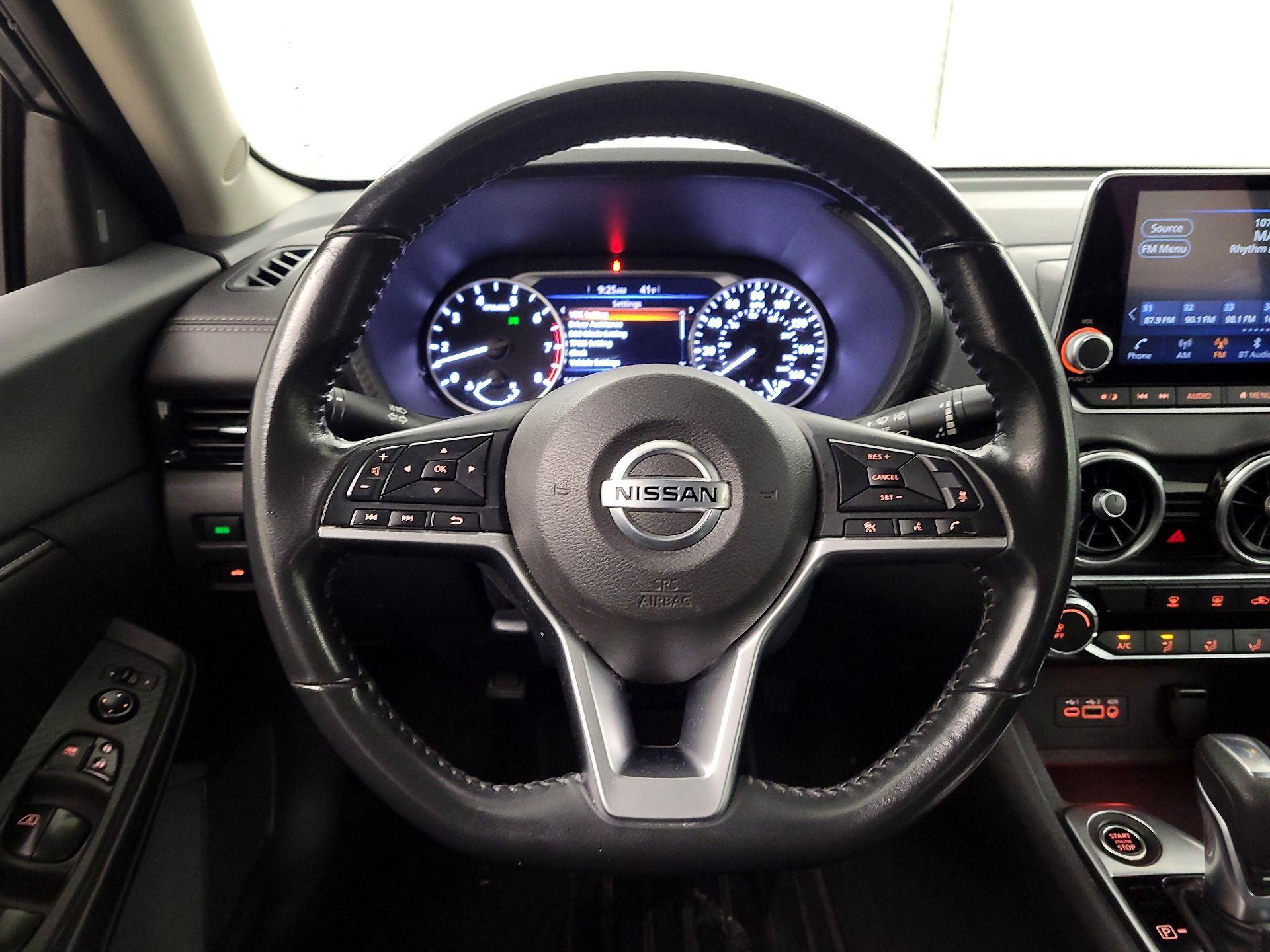 Thumbnail: 2022 Nissan Sentra - 10