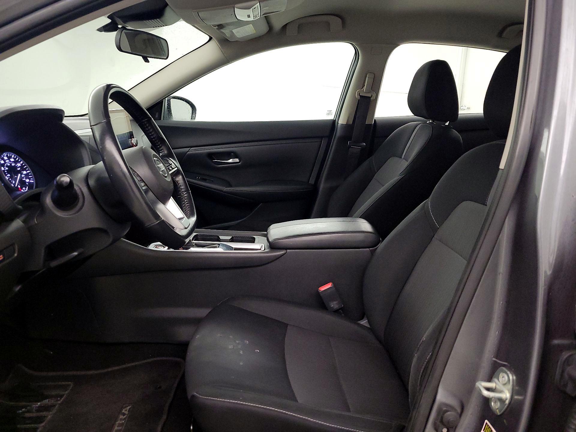 Thumbnail: 2022 Nissan Sentra - 11