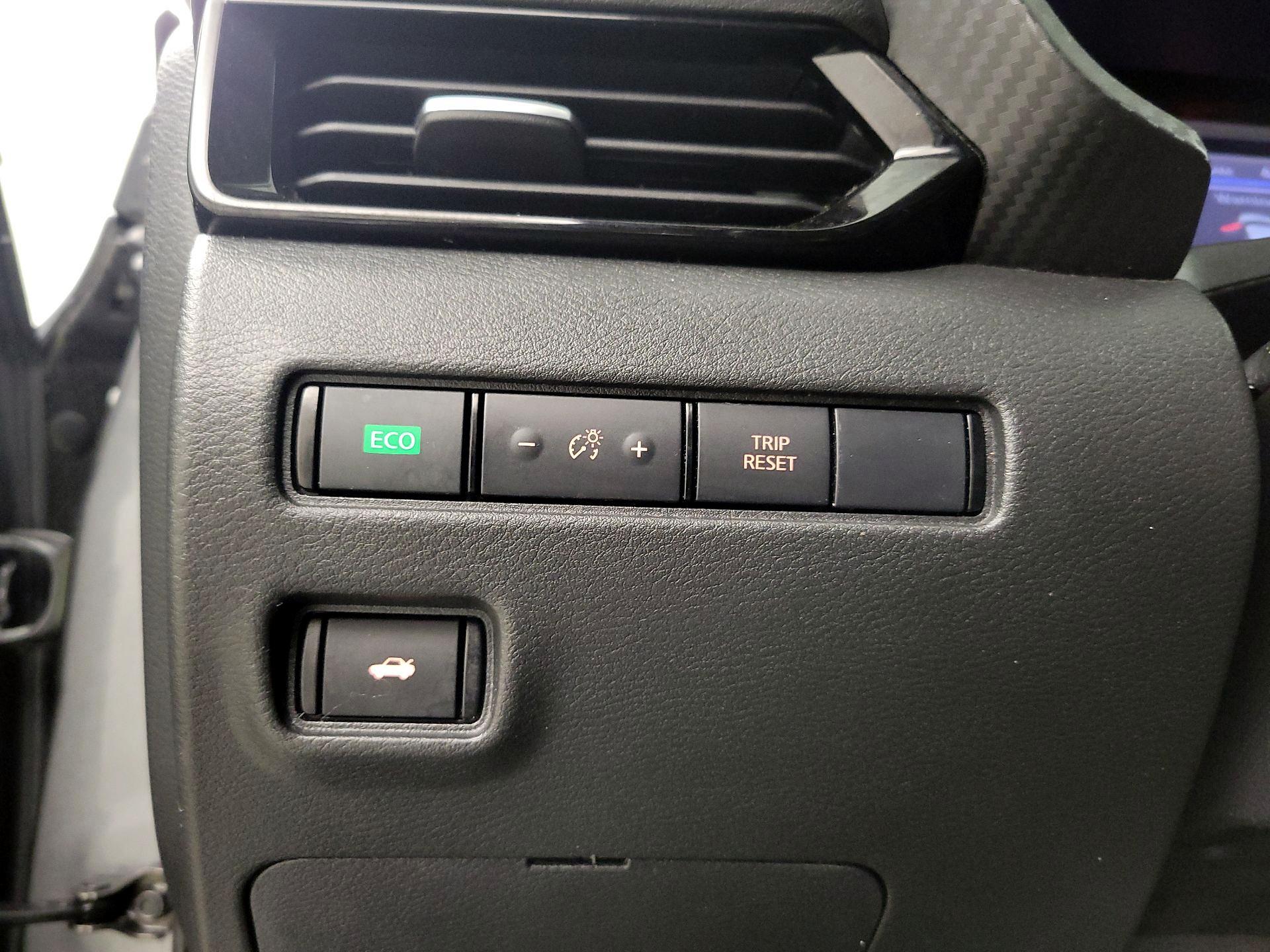 Thumbnail: 2022 Nissan Sentra - 13