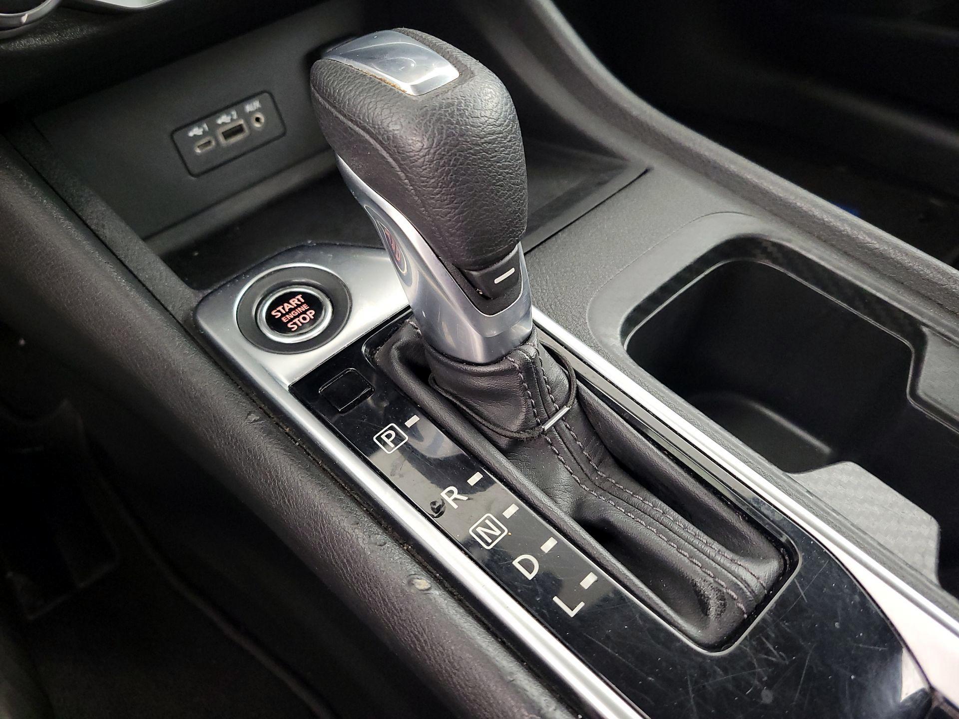 Thumbnail: 2022 Nissan Sentra - 17