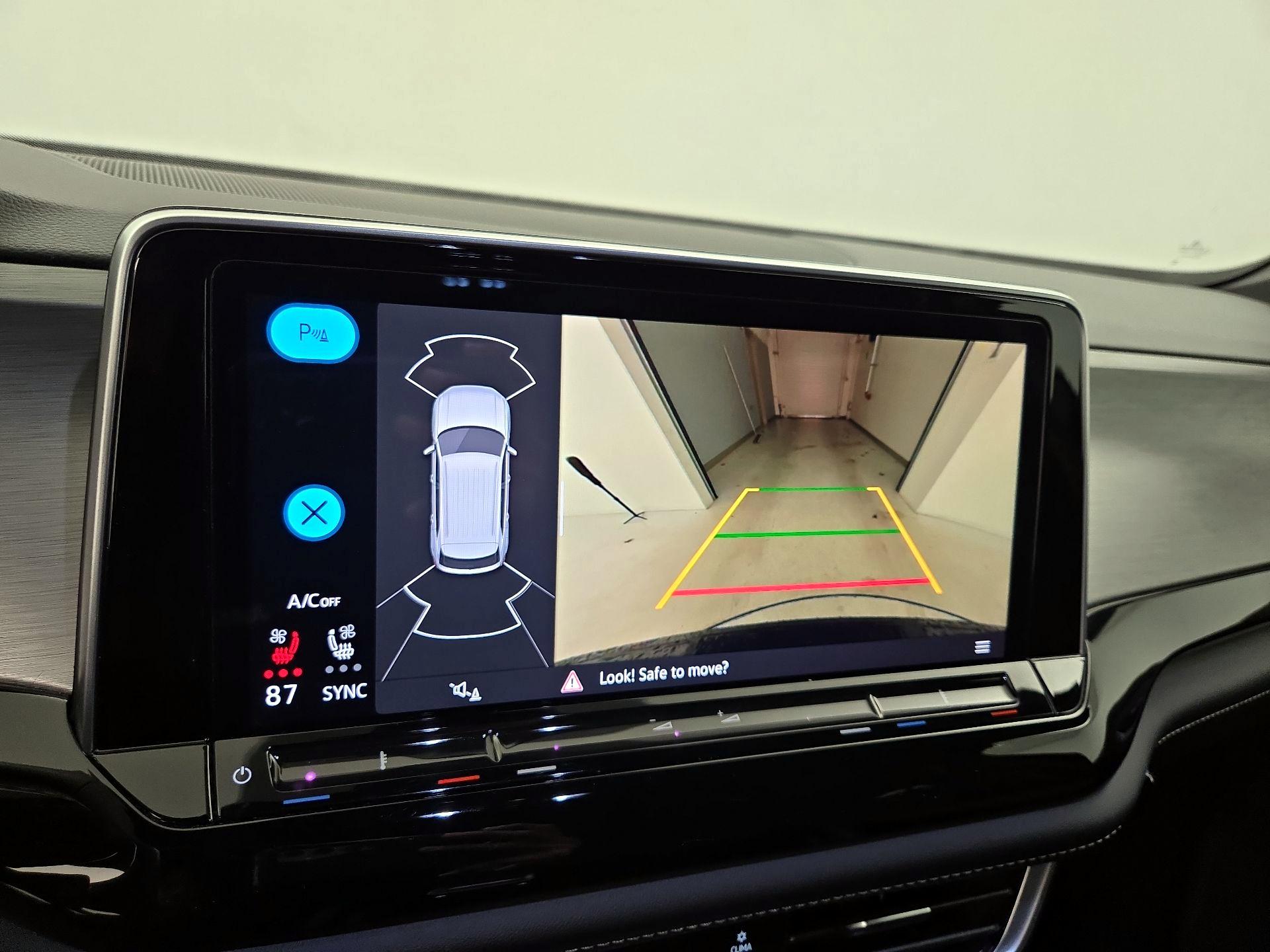 Thumbnail: 2024 Volkswagen Atlas - 14