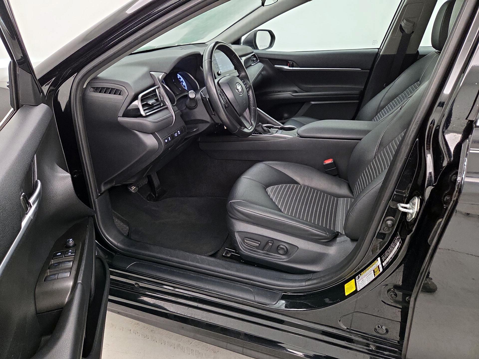 Thumbnail: 2023 Toyota Camry - 11