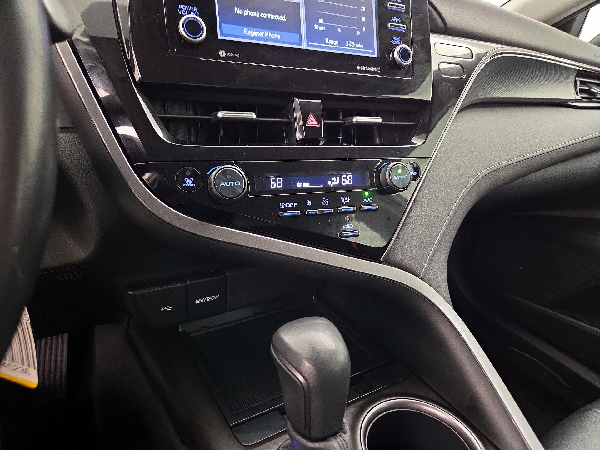 Thumbnail: 2023 Toyota Camry - 16