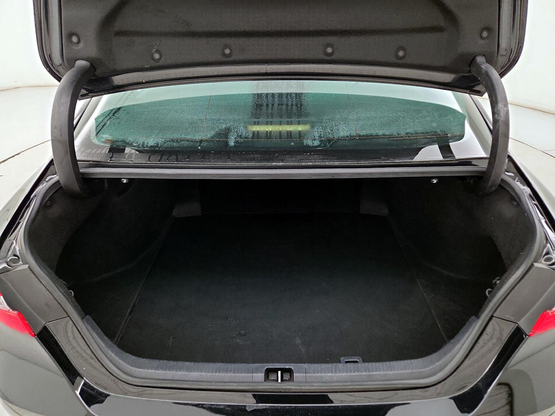 Thumbnail: 2023 Toyota Camry - 20