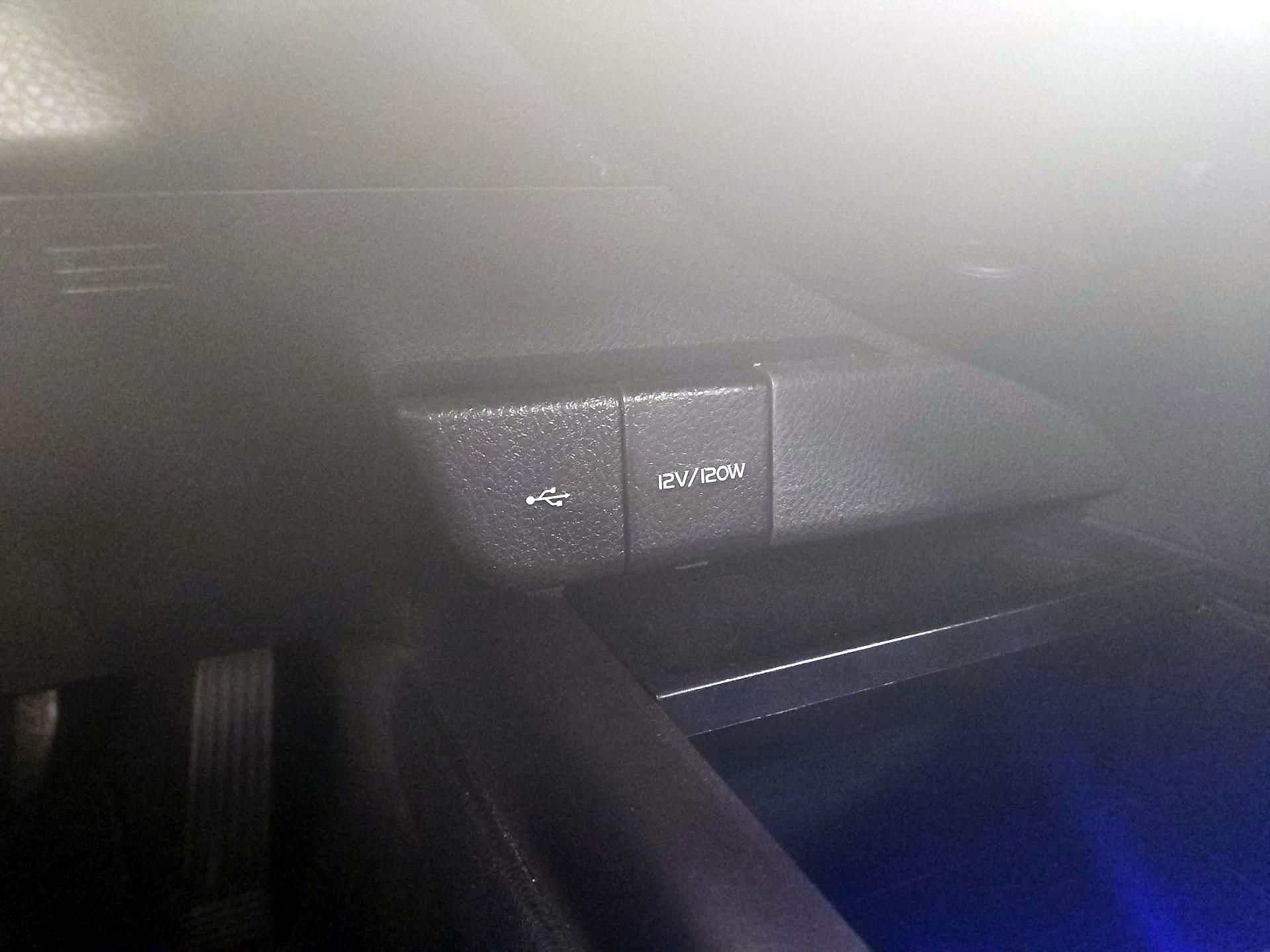 Thumbnail: 2023 Toyota Camry - 18