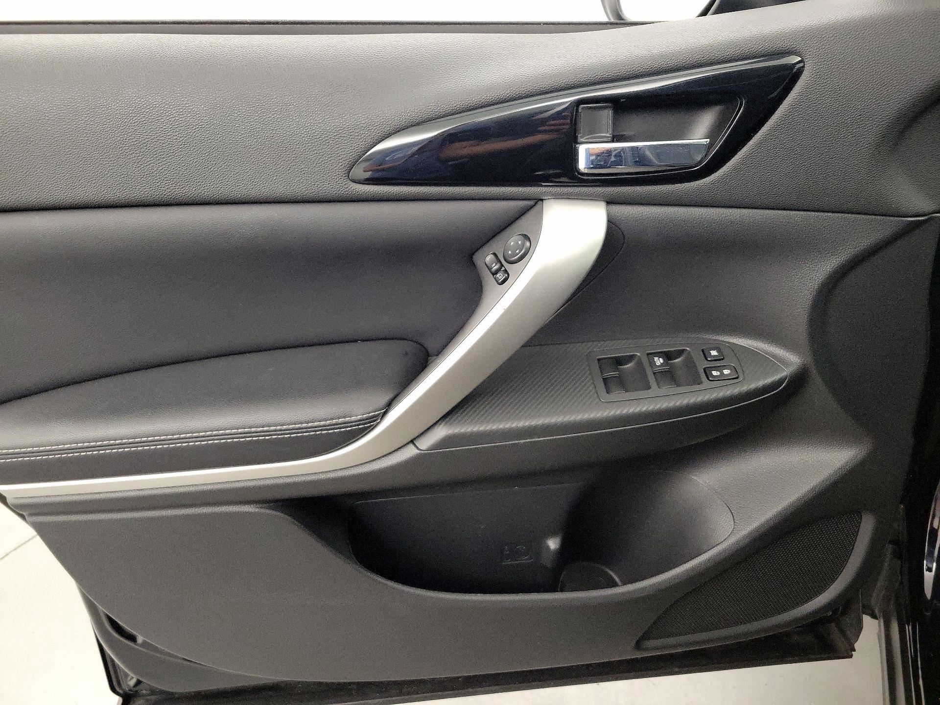 Thumbnail: 2022 Mitsubishi Eclipse Cross - 12