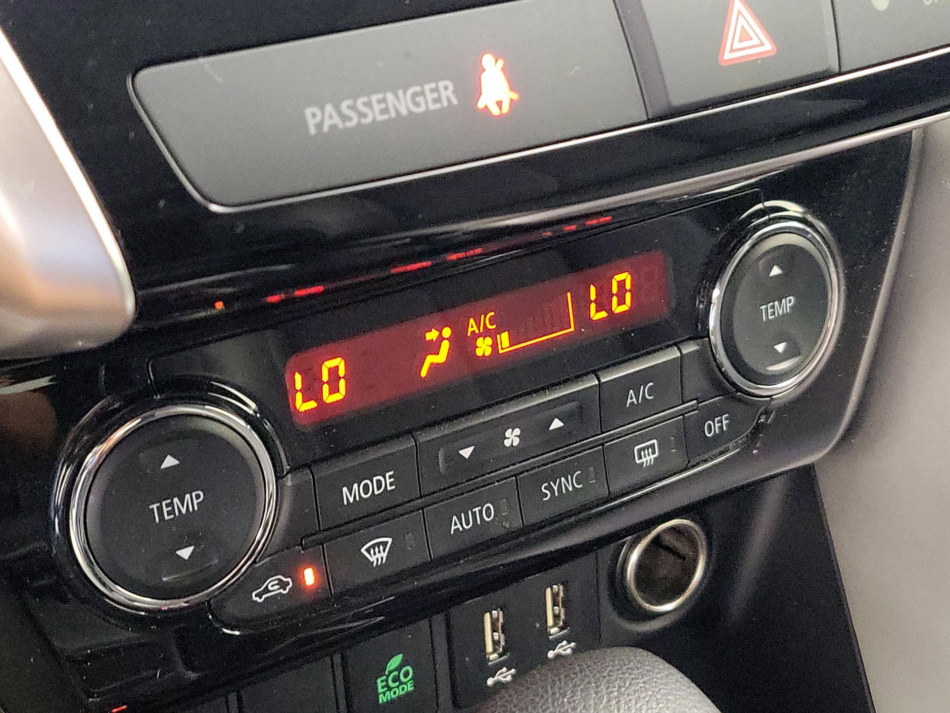 Thumbnail: 2022 Mitsubishi Eclipse Cross - 16