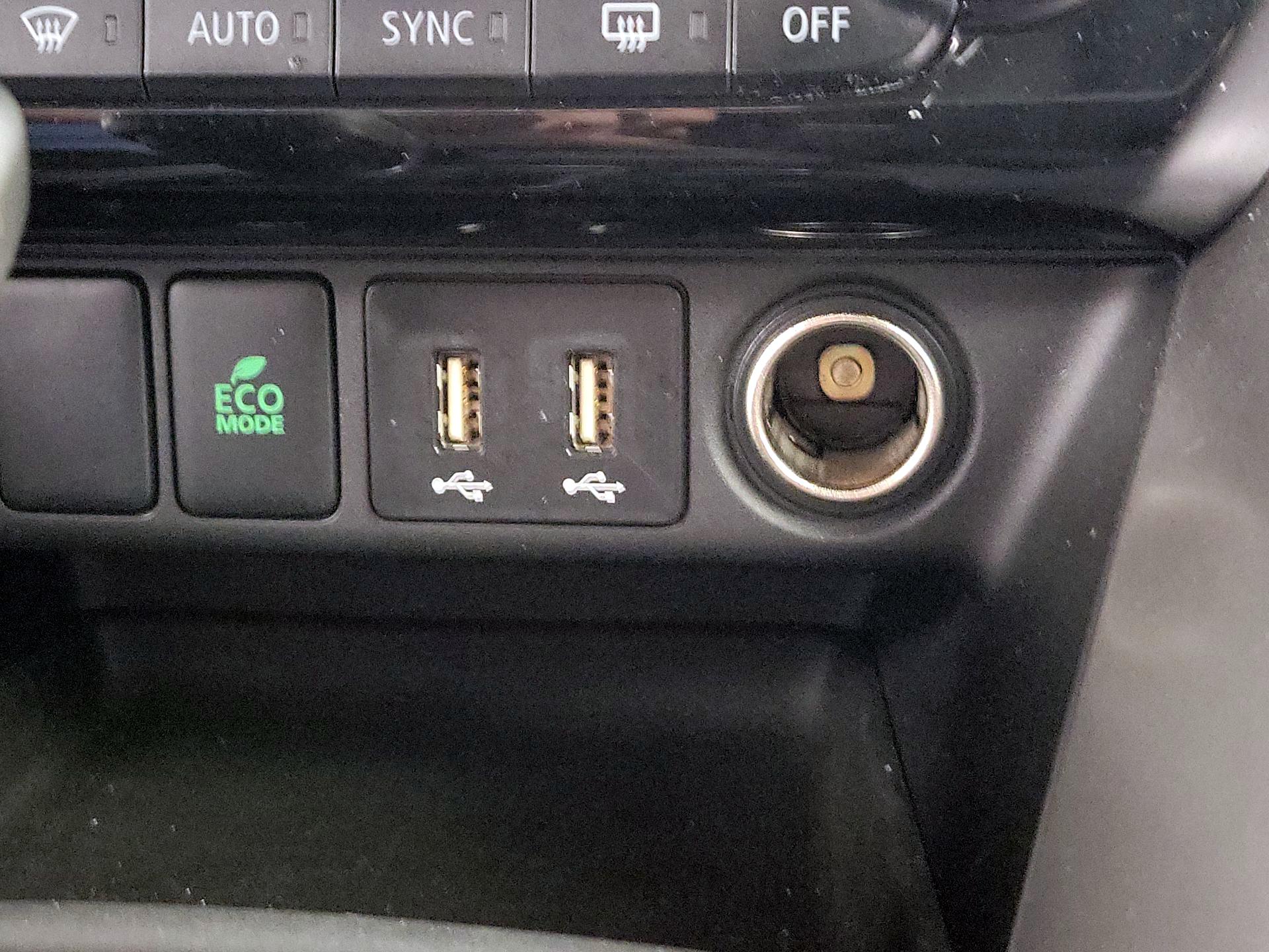 Thumbnail: 2022 Mitsubishi Eclipse Cross - 18