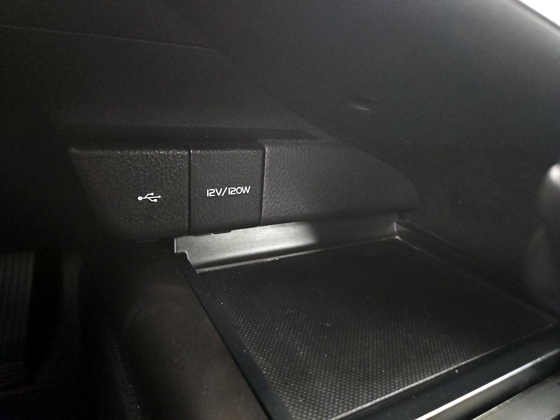 Thumbnail: 2023 Toyota Camry - 18