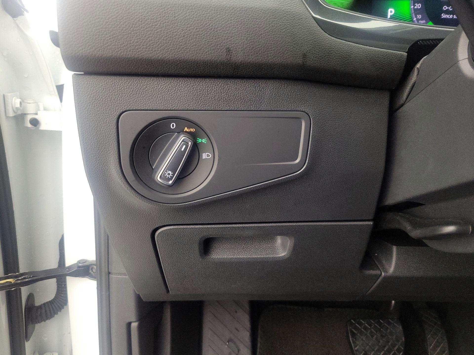 Thumbnail: 2024 Volkswagen Tiguan - 13