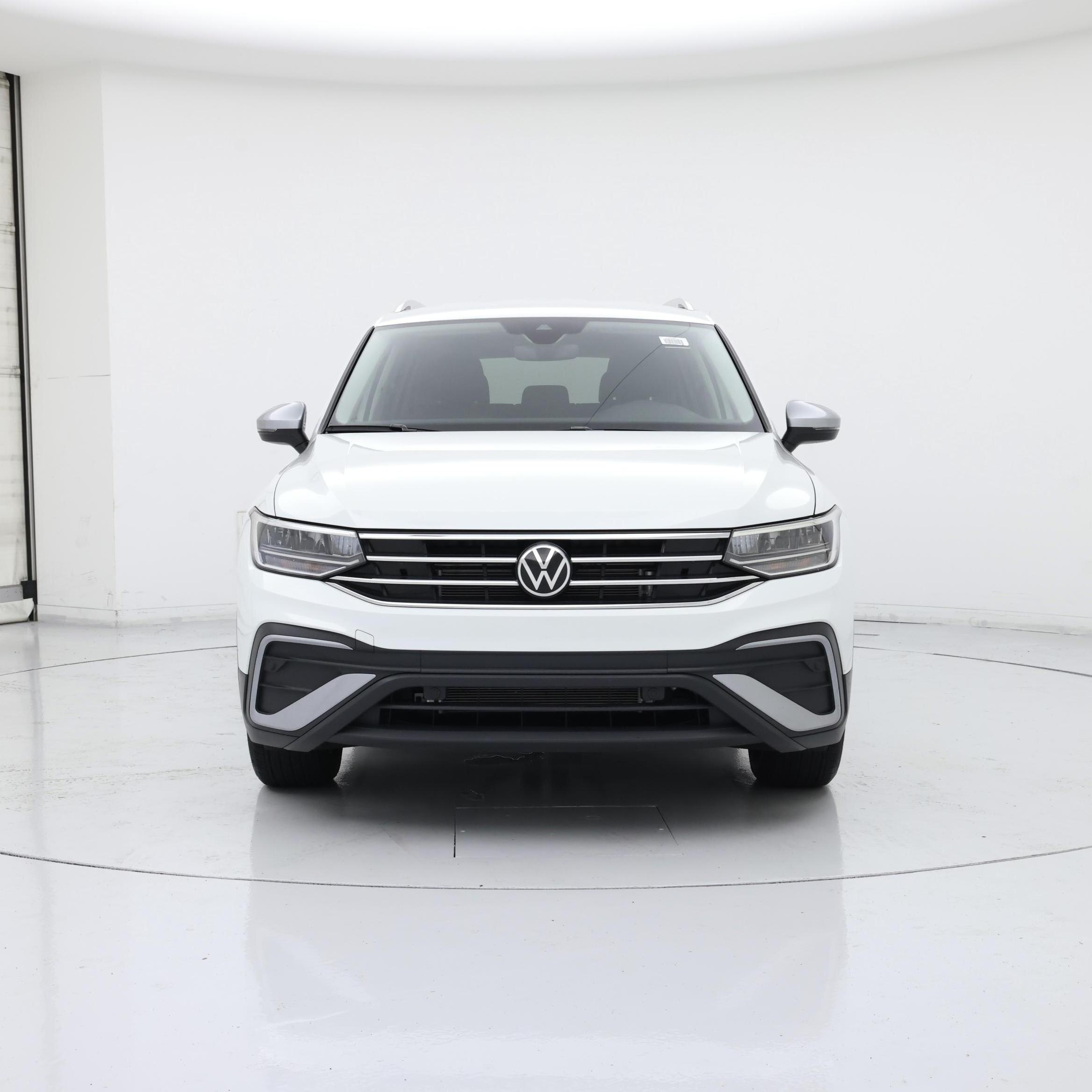 Thumbnail: 2024 Volkswagen Tiguan - 5