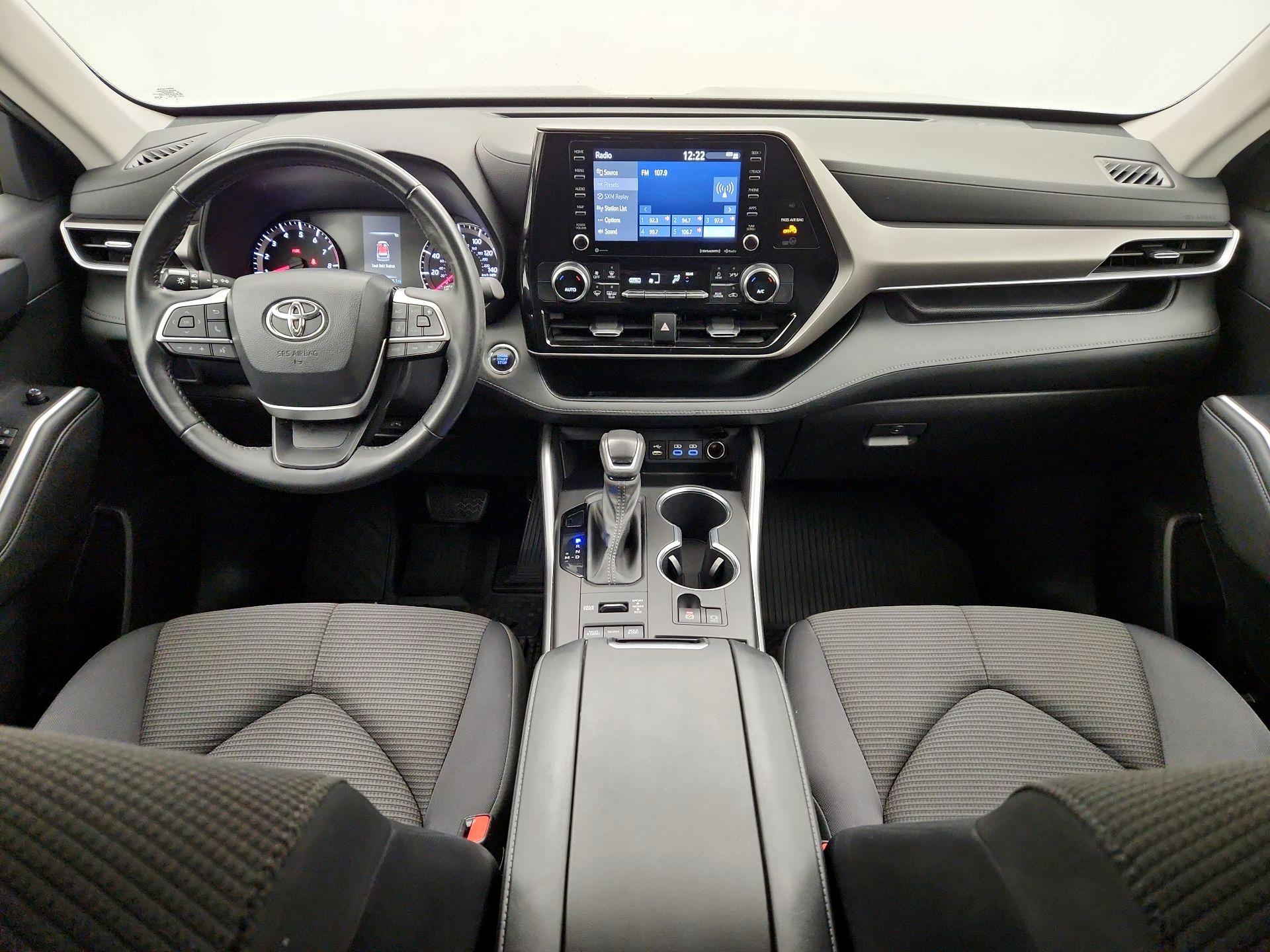 Thumbnail: 2022 Toyota Highlander - 9