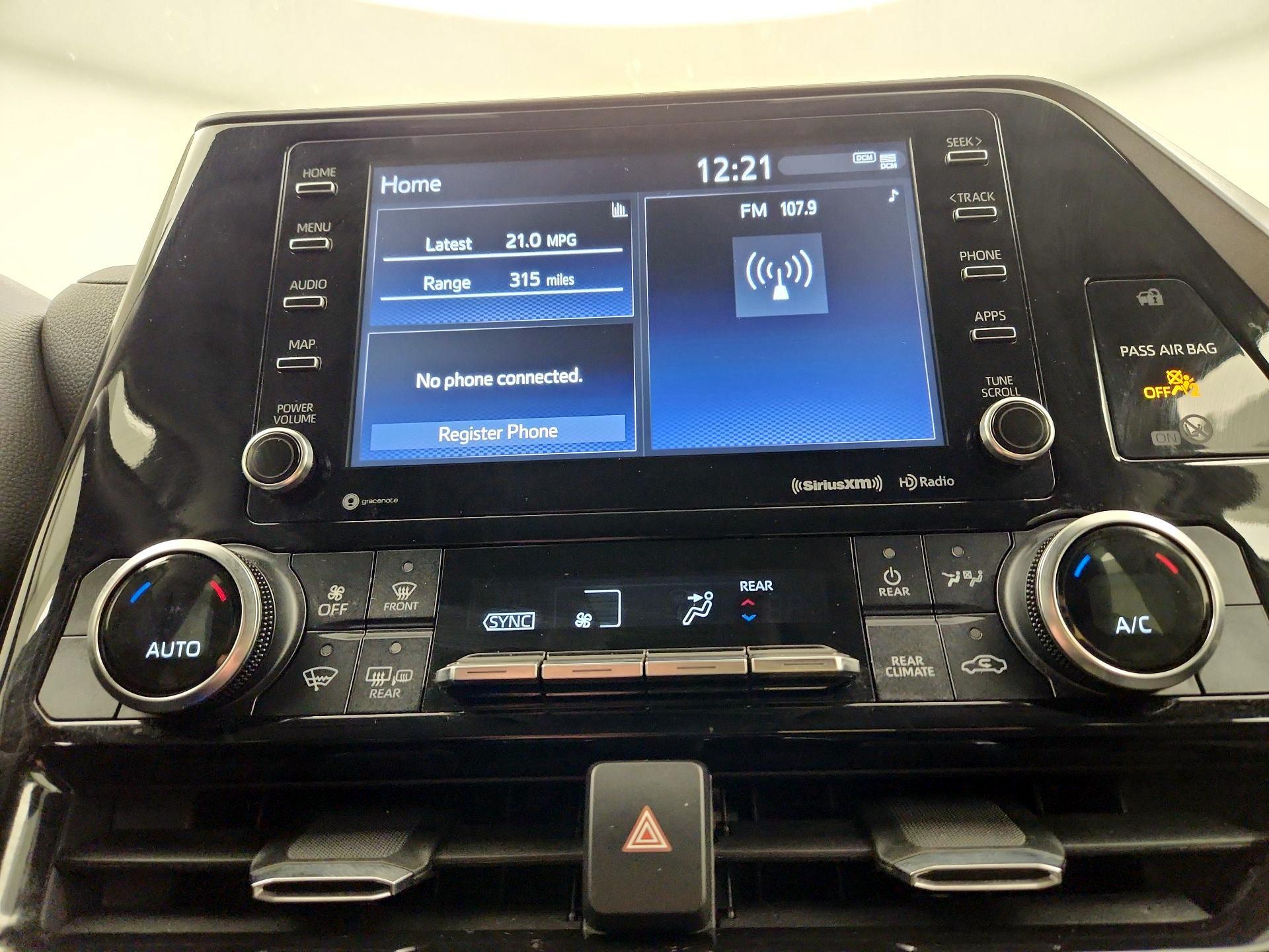 Thumbnail: 2022 Toyota Highlander - 16