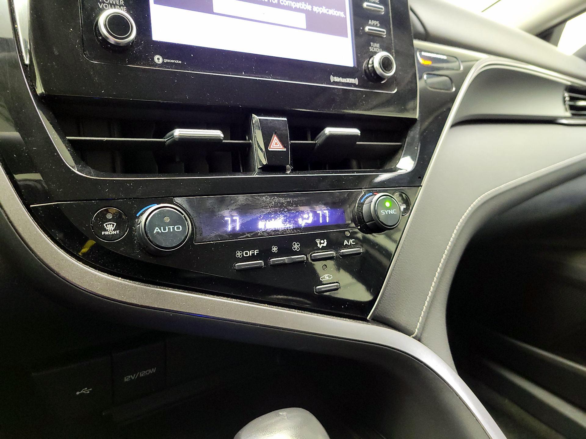 Thumbnail: 2023 Toyota Camry - 17