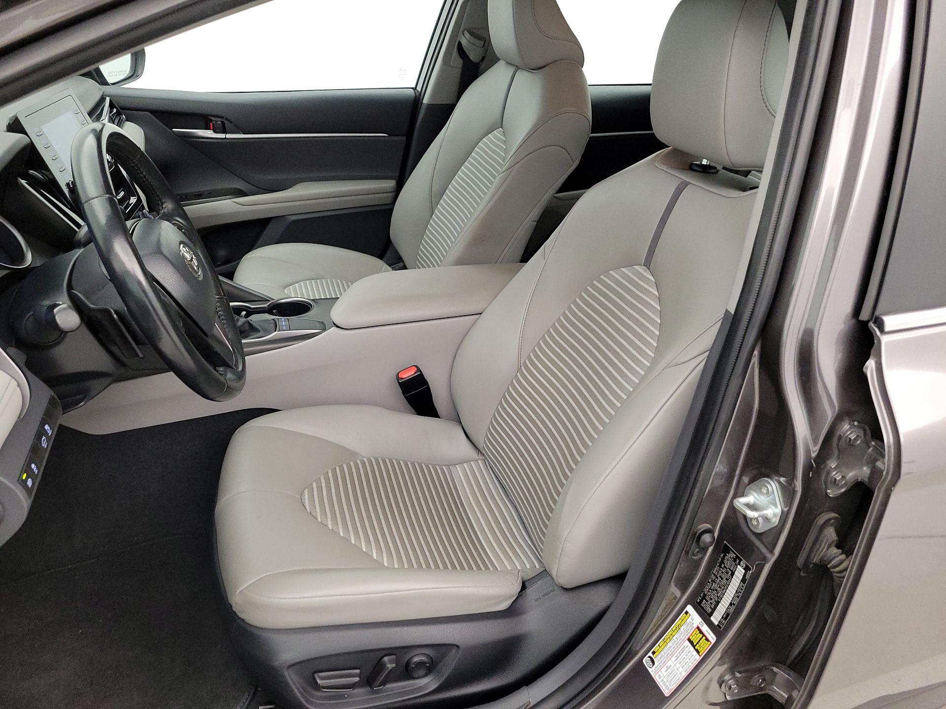 Thumbnail: 2023 Toyota Camry - 11