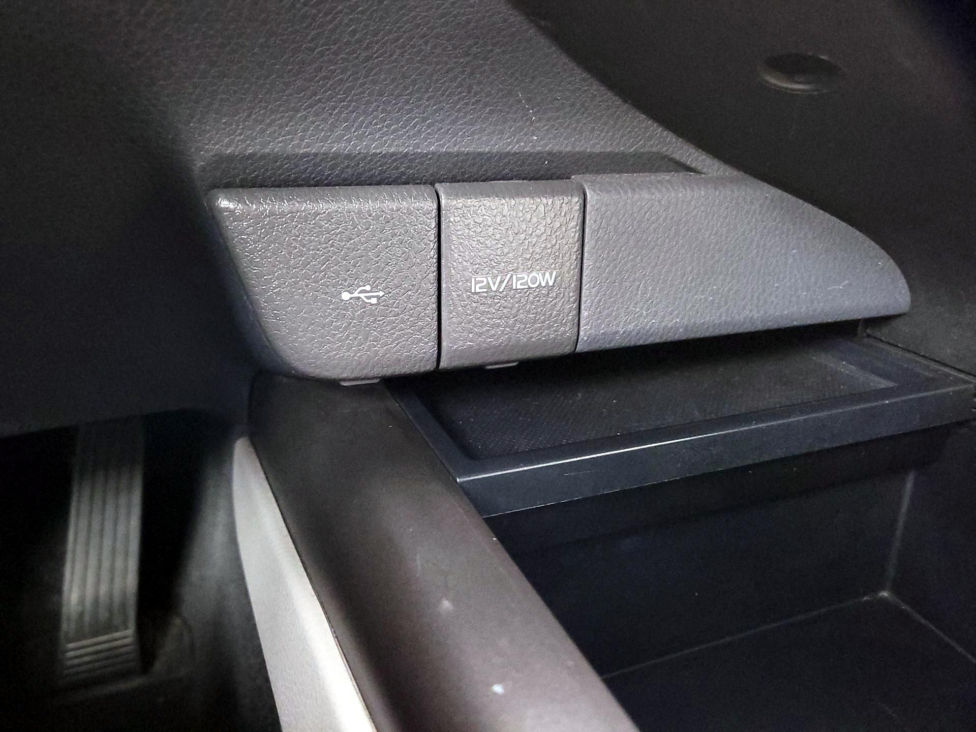 Thumbnail: 2023 Toyota Camry - 18