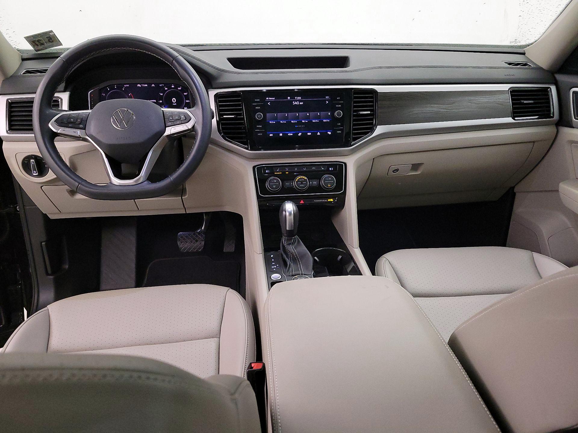 Thumbnail: 2022 Volkswagen Atlas - 9