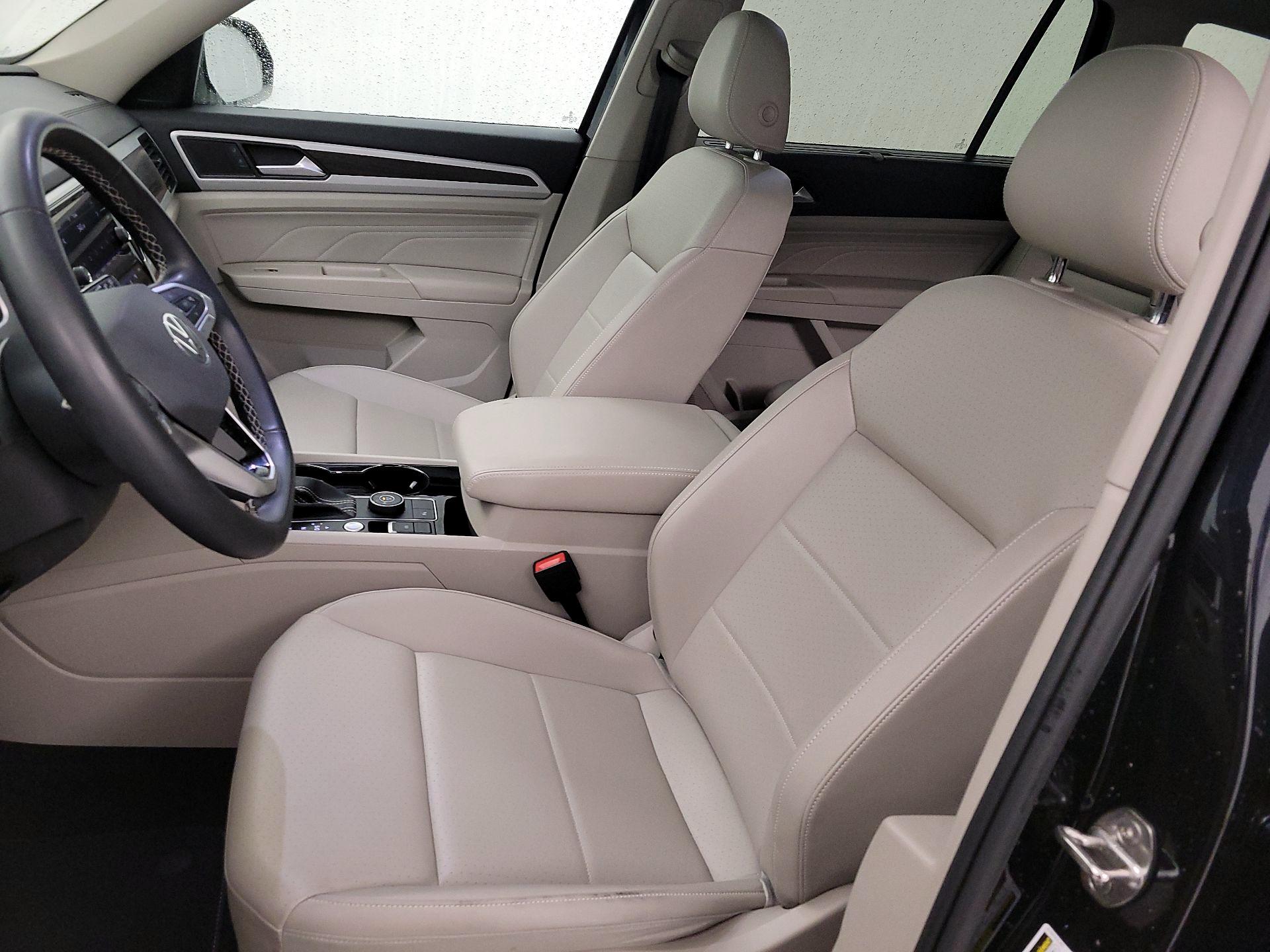 Thumbnail: 2022 Volkswagen Atlas - 11