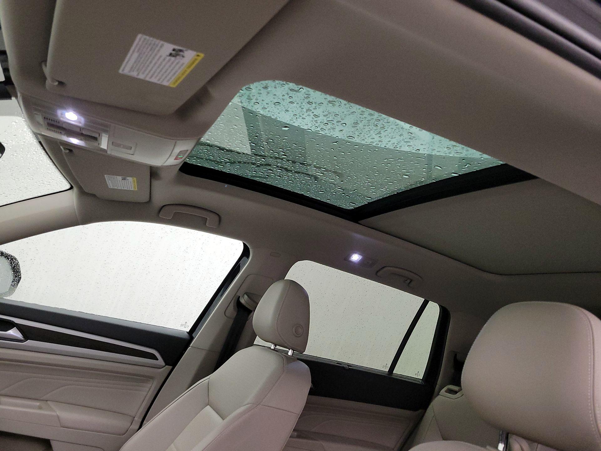 Thumbnail: 2022 Volkswagen Atlas - 18