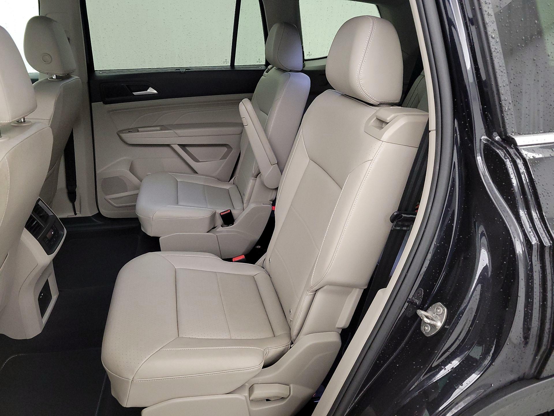 Thumbnail: 2022 Volkswagen Atlas - 19